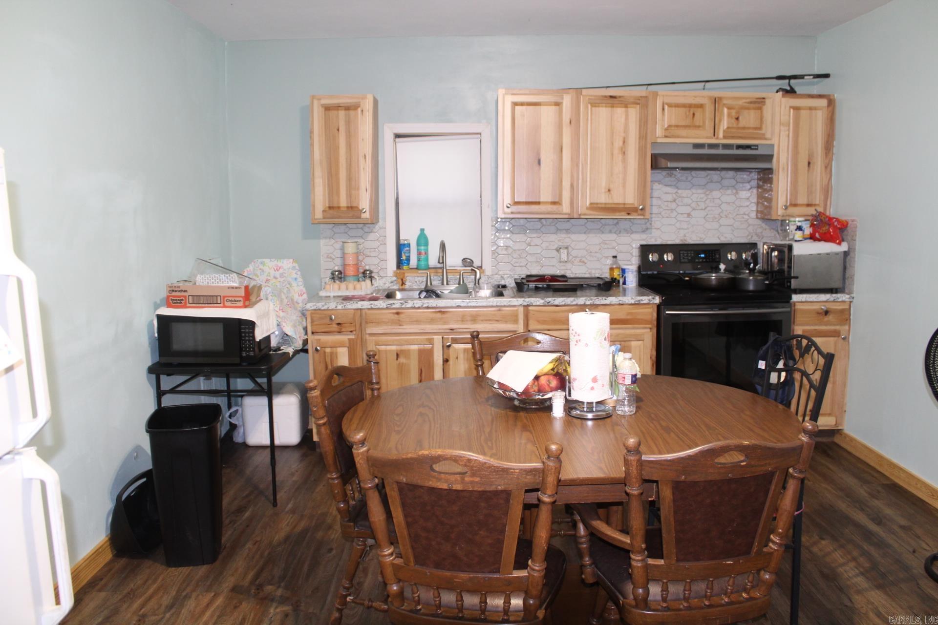 521 S Ansley Street Property Photo 3