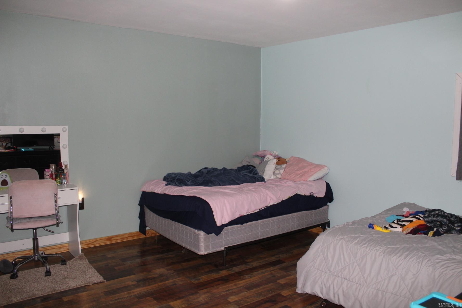 521 S Ansley Street Property Photo 5