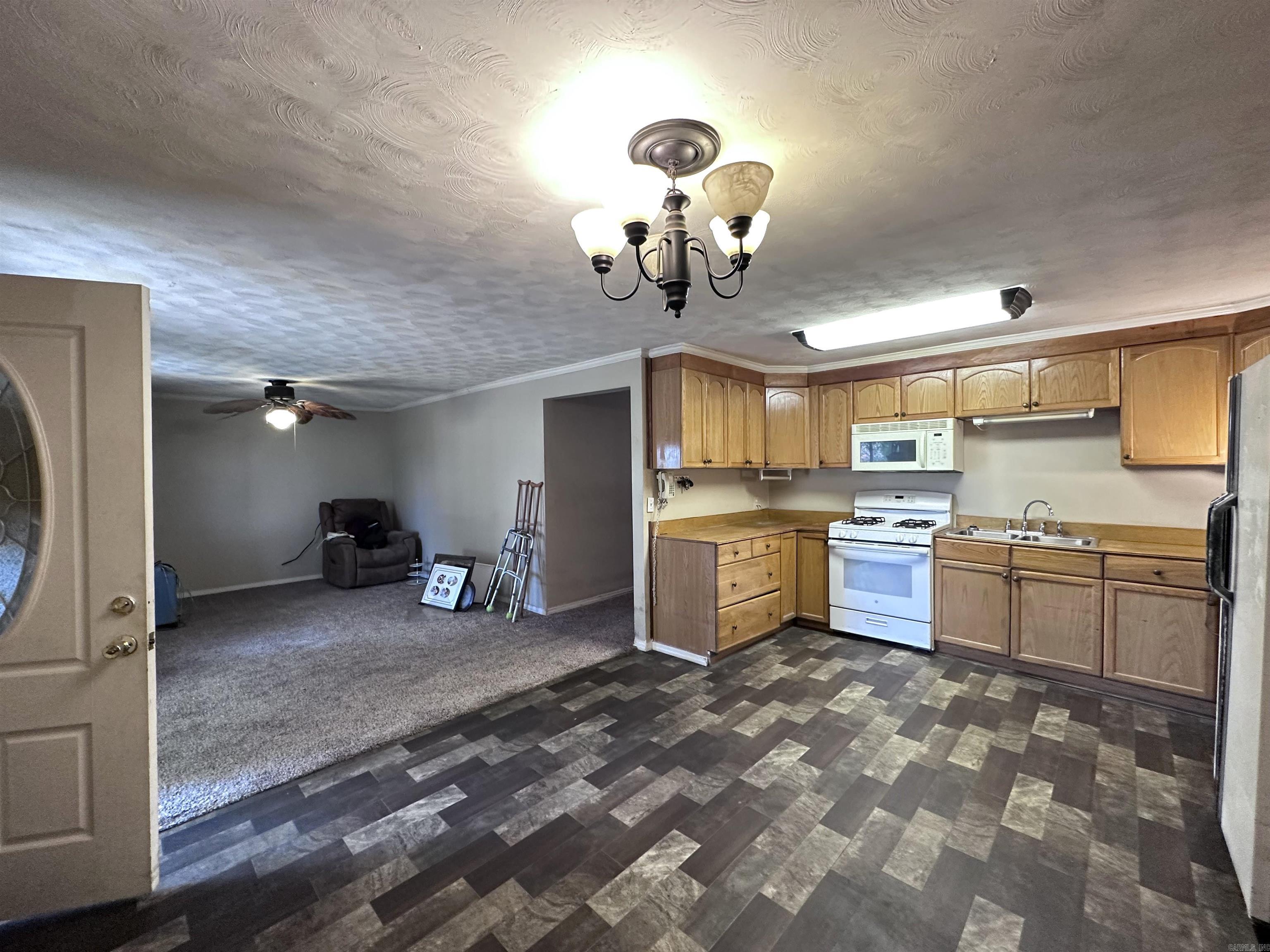 164 Clay 474 Road Property Photo 7