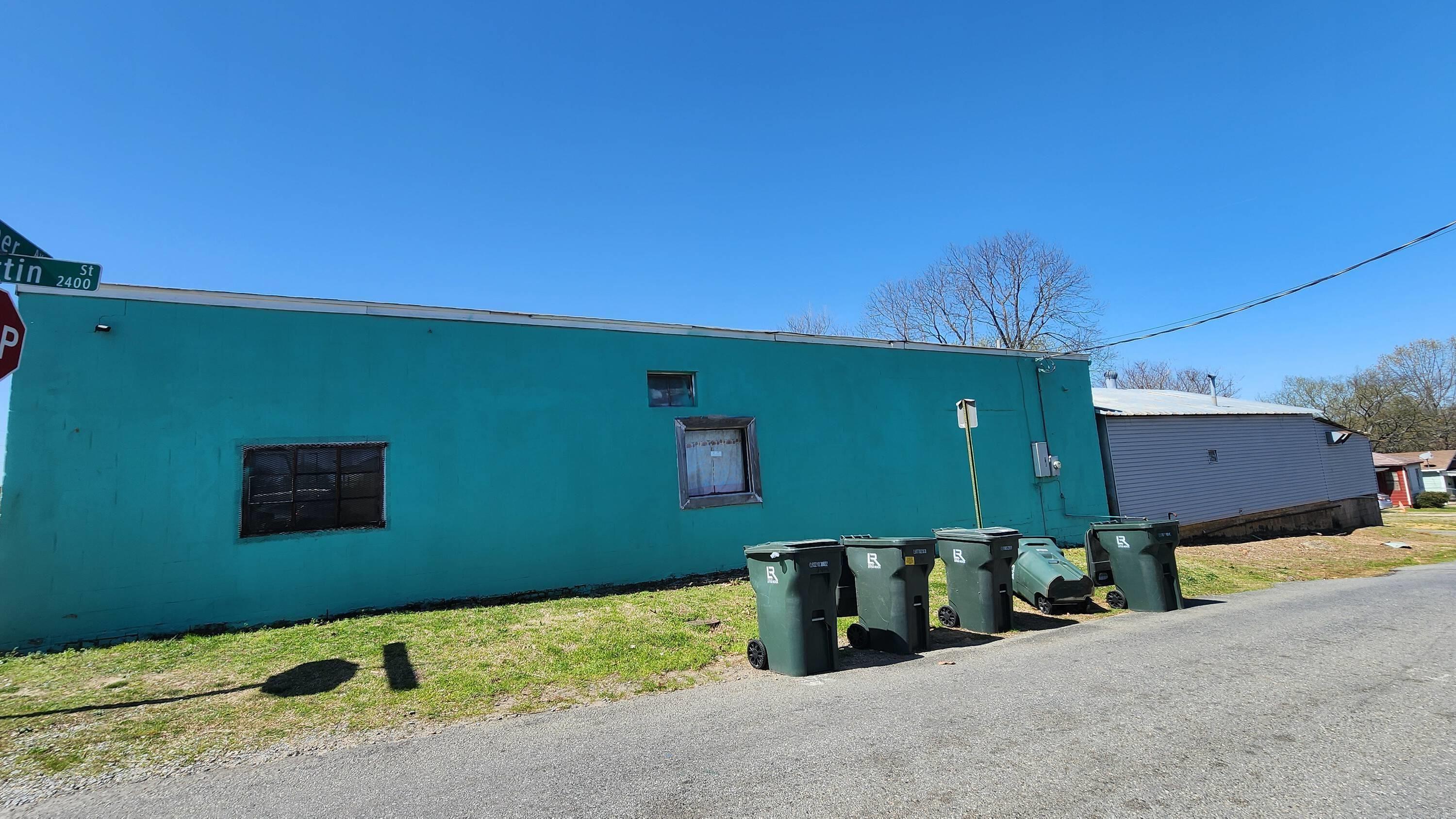 3400 Asher Avenue Property Photo 3