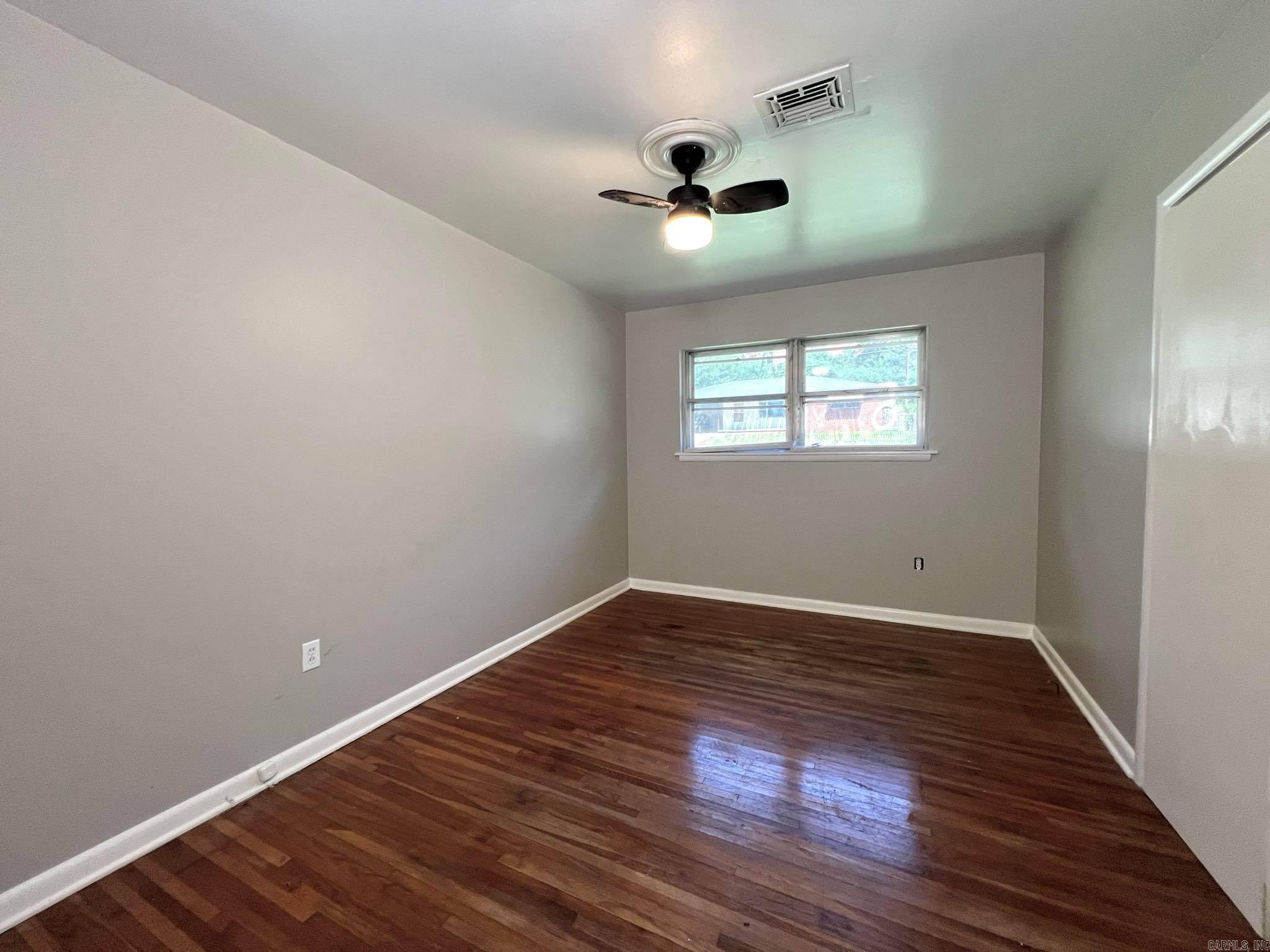 4017 Hillside Drive Property Photo 8