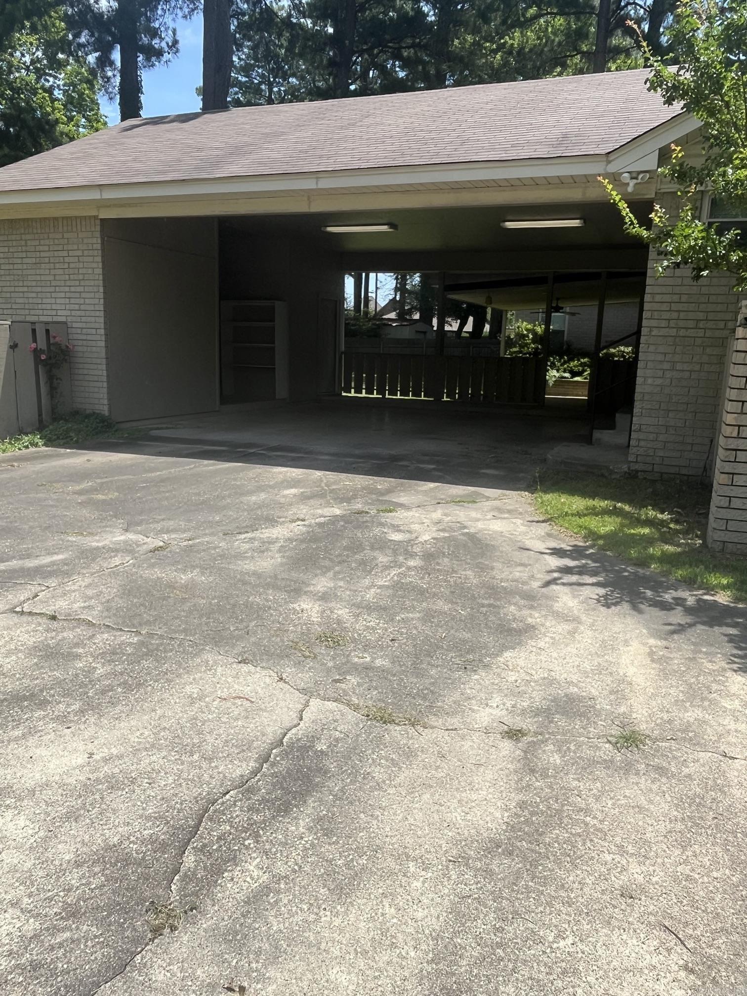 25030281 Property Photo 17