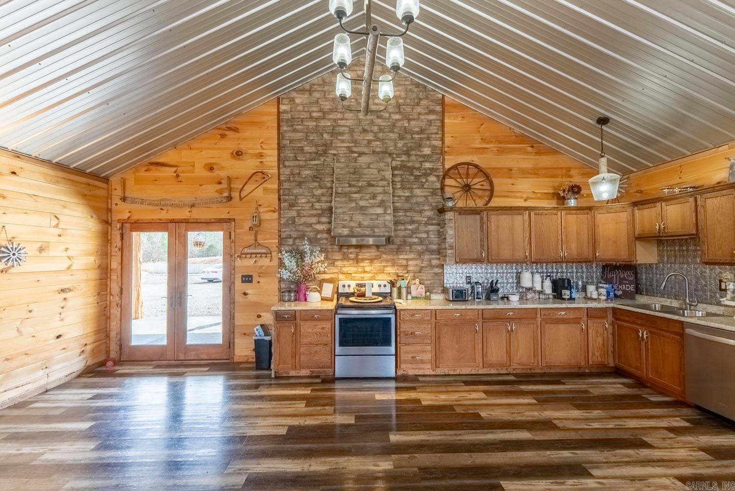80 Serenity Court Property Photo 11