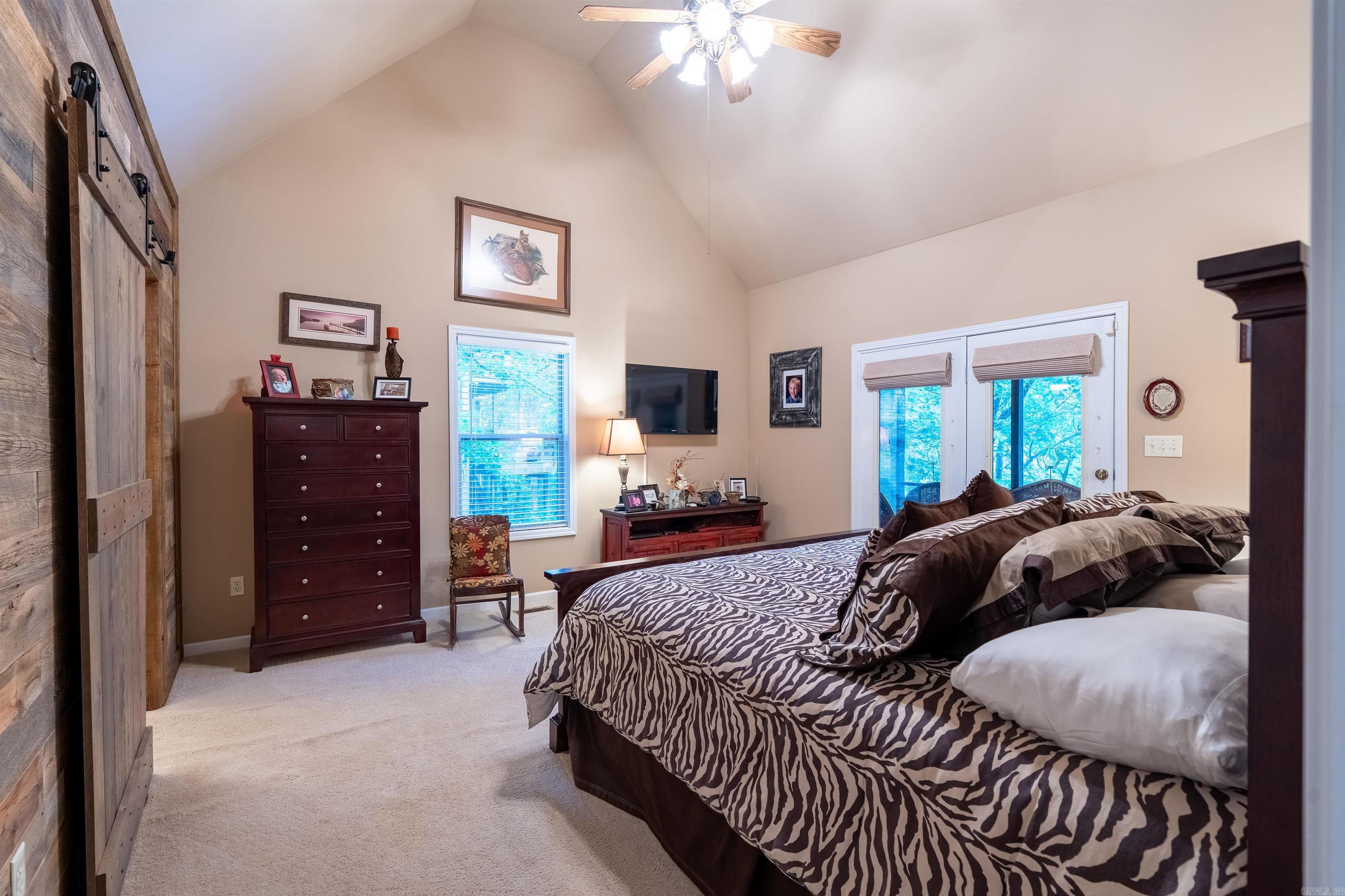 90 Stone Cr. Property Photo 17