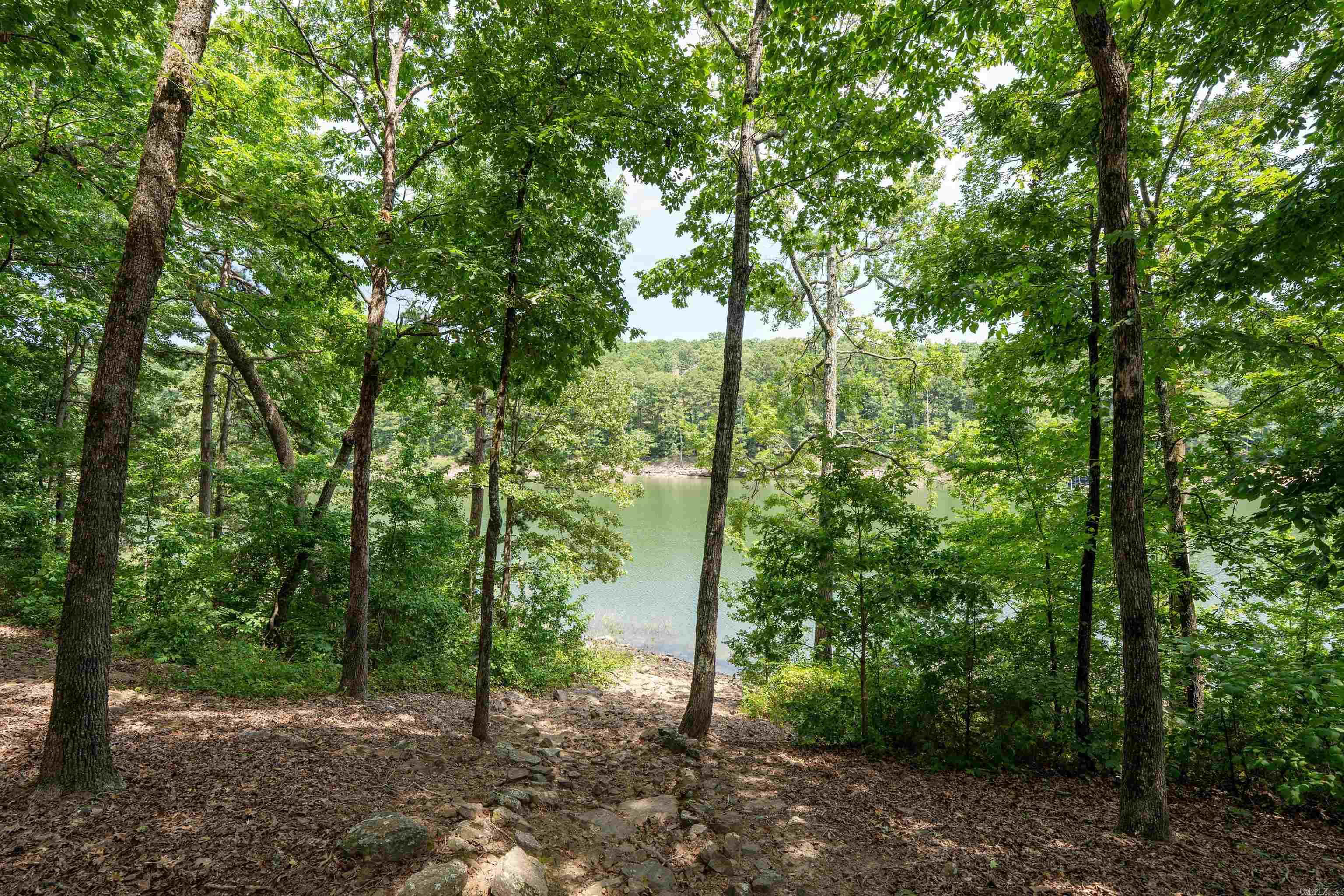 90 Stone Cr. Property Photo 46