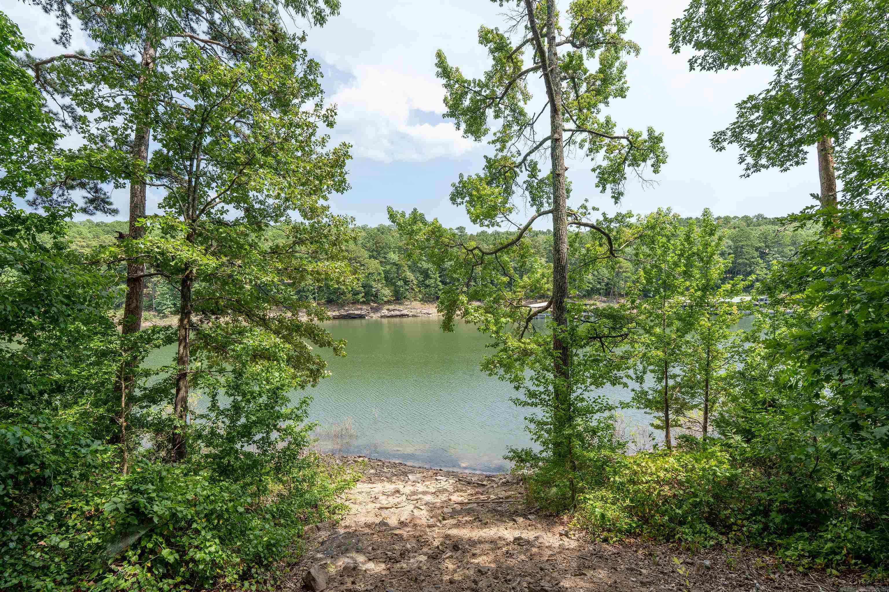 90 Stone Cr. Property Photo 48