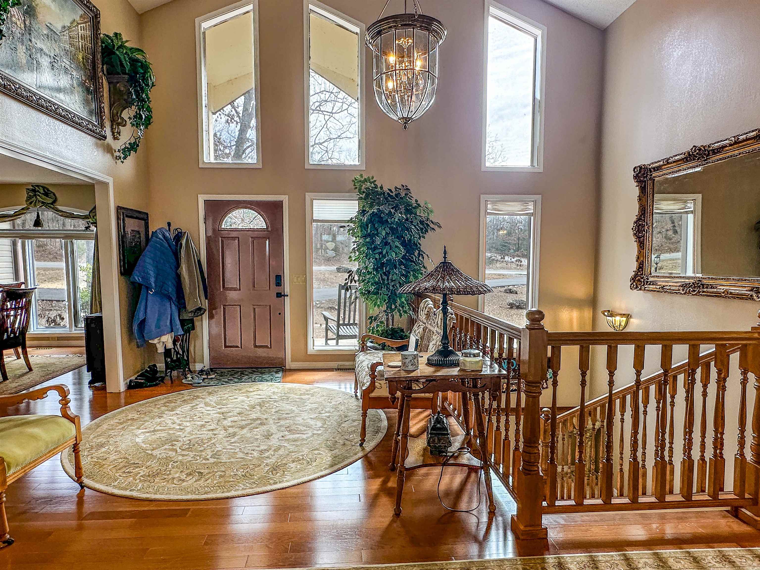 606 S Shore Drive Property Photo 3