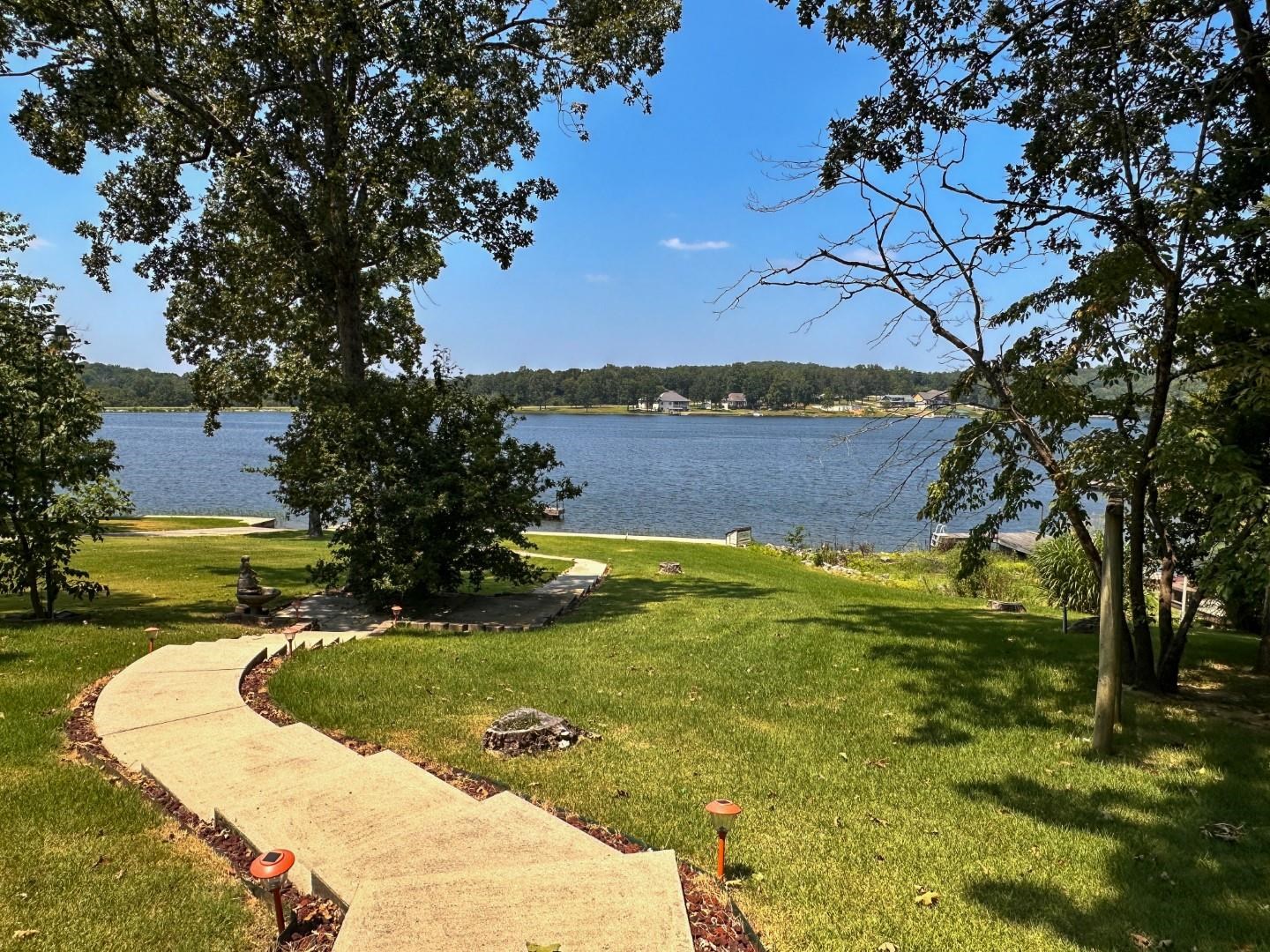 606 S Shore Drive Property Photo 13