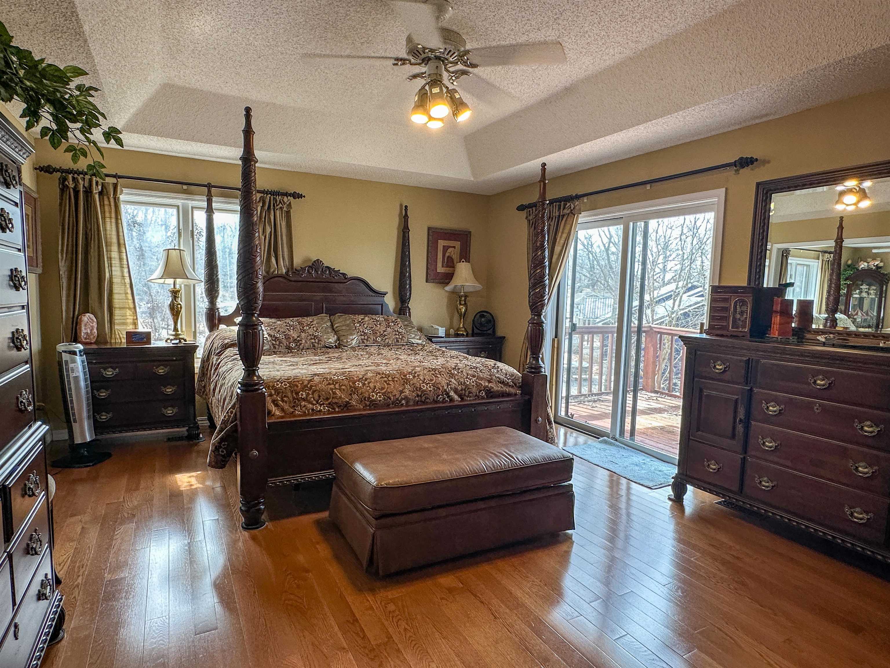 606 S Shore Drive Property Photo 23