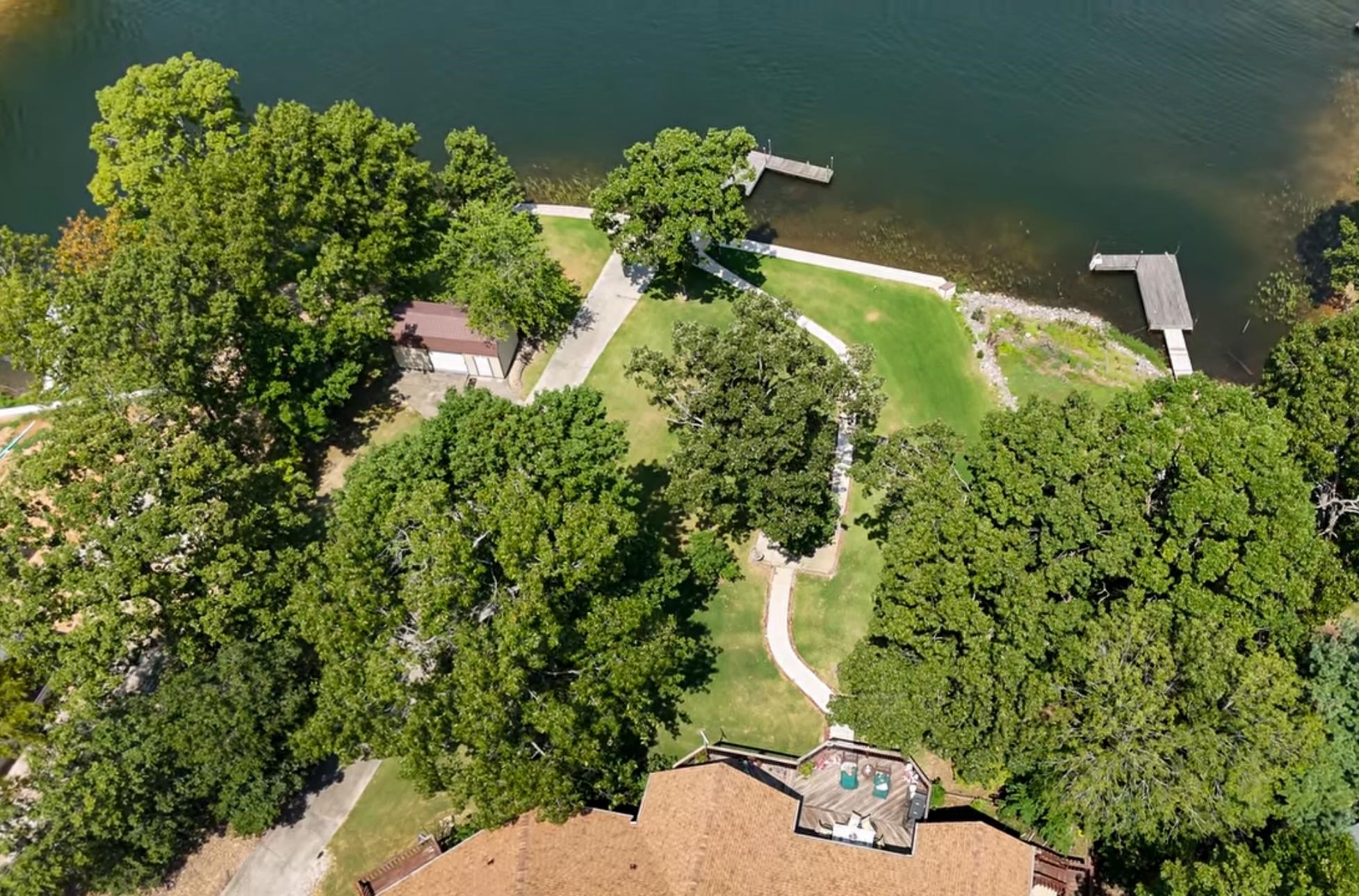 606 S Shore Drive Property Photo 40
