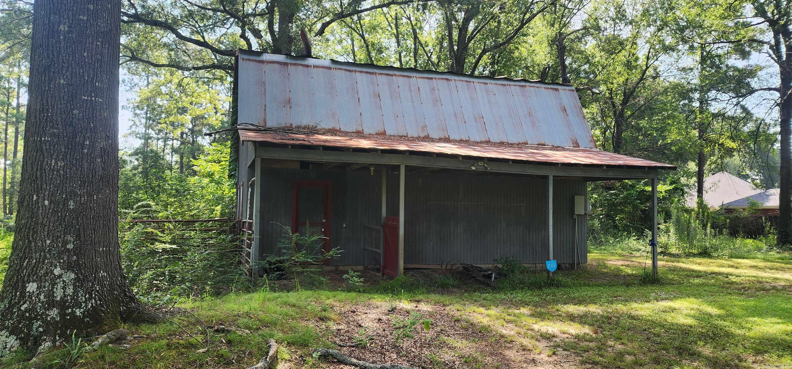 440 Bernard Drive Property Photo 2