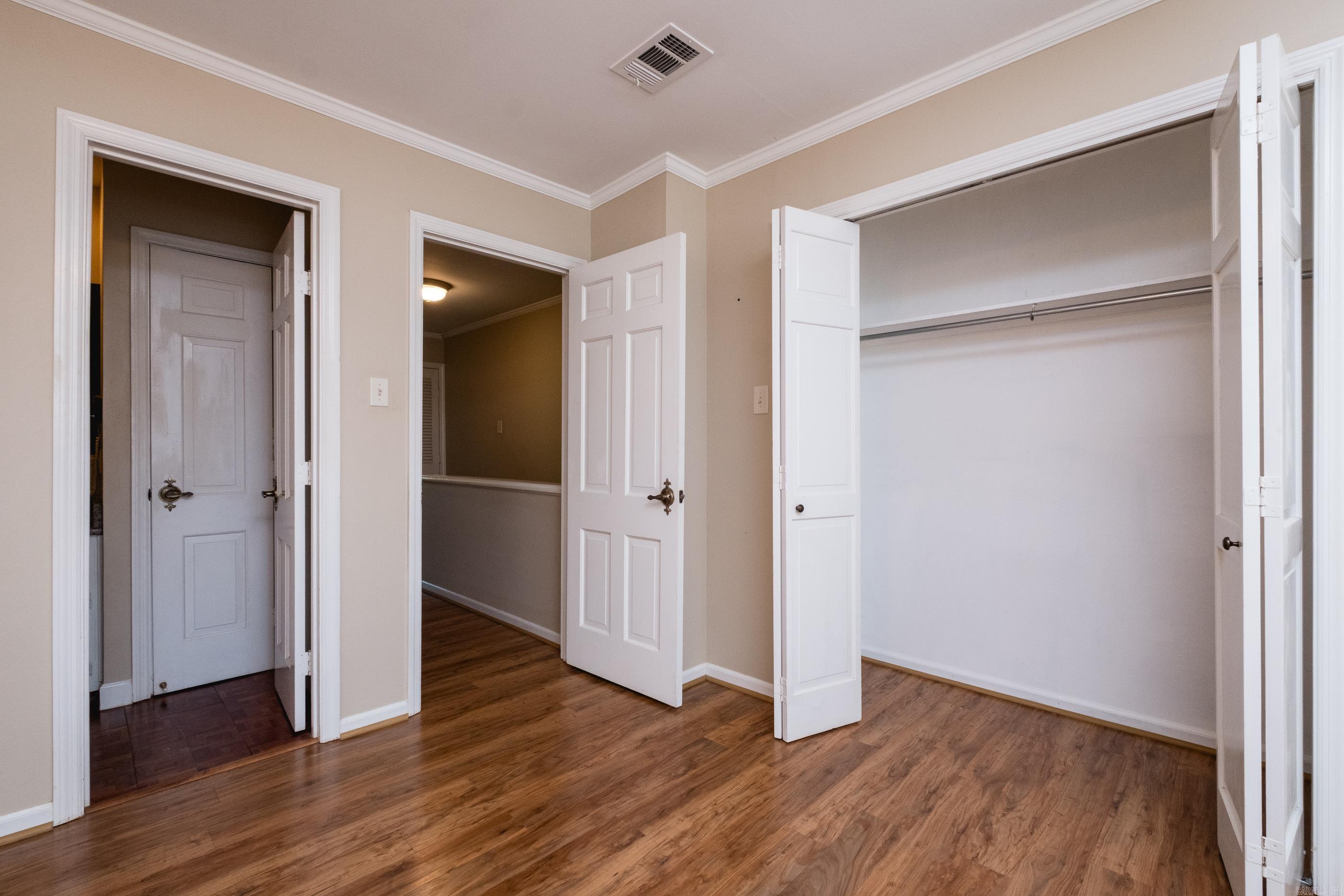 2801 Foxcroft #11 11 Property Photo 29