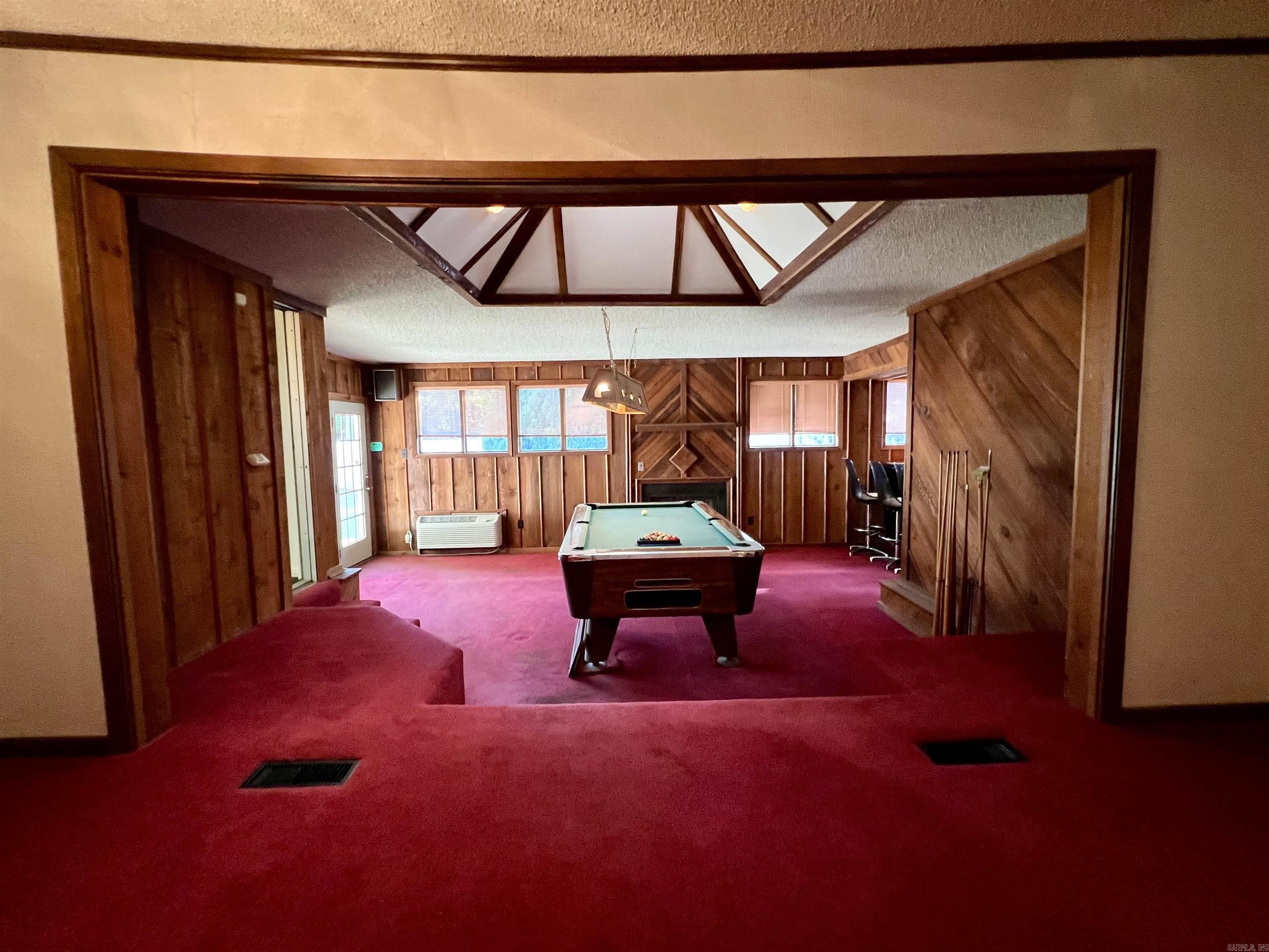 115 N Crest Property Photo 32