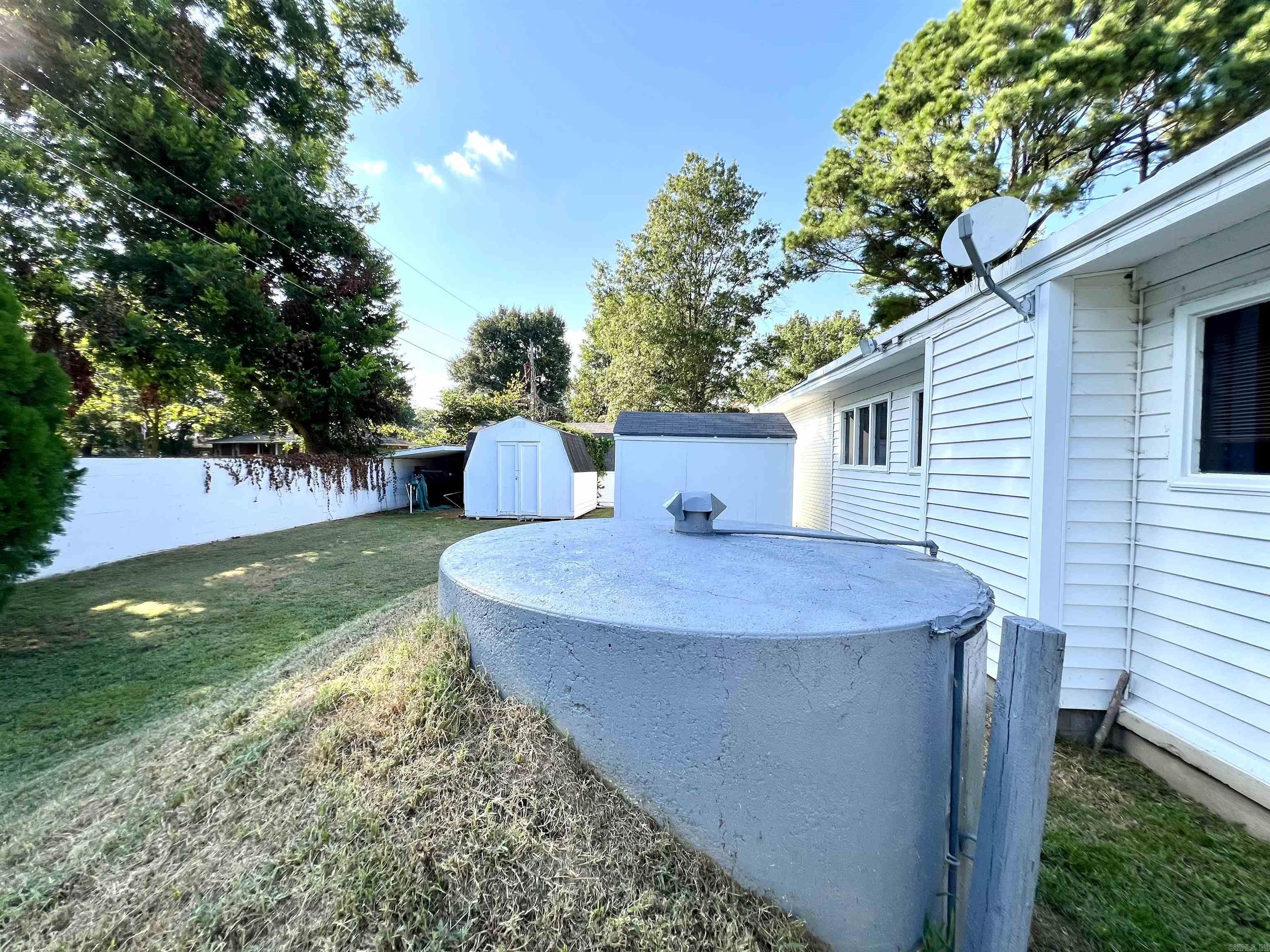 115 N Crest Property Photo 33