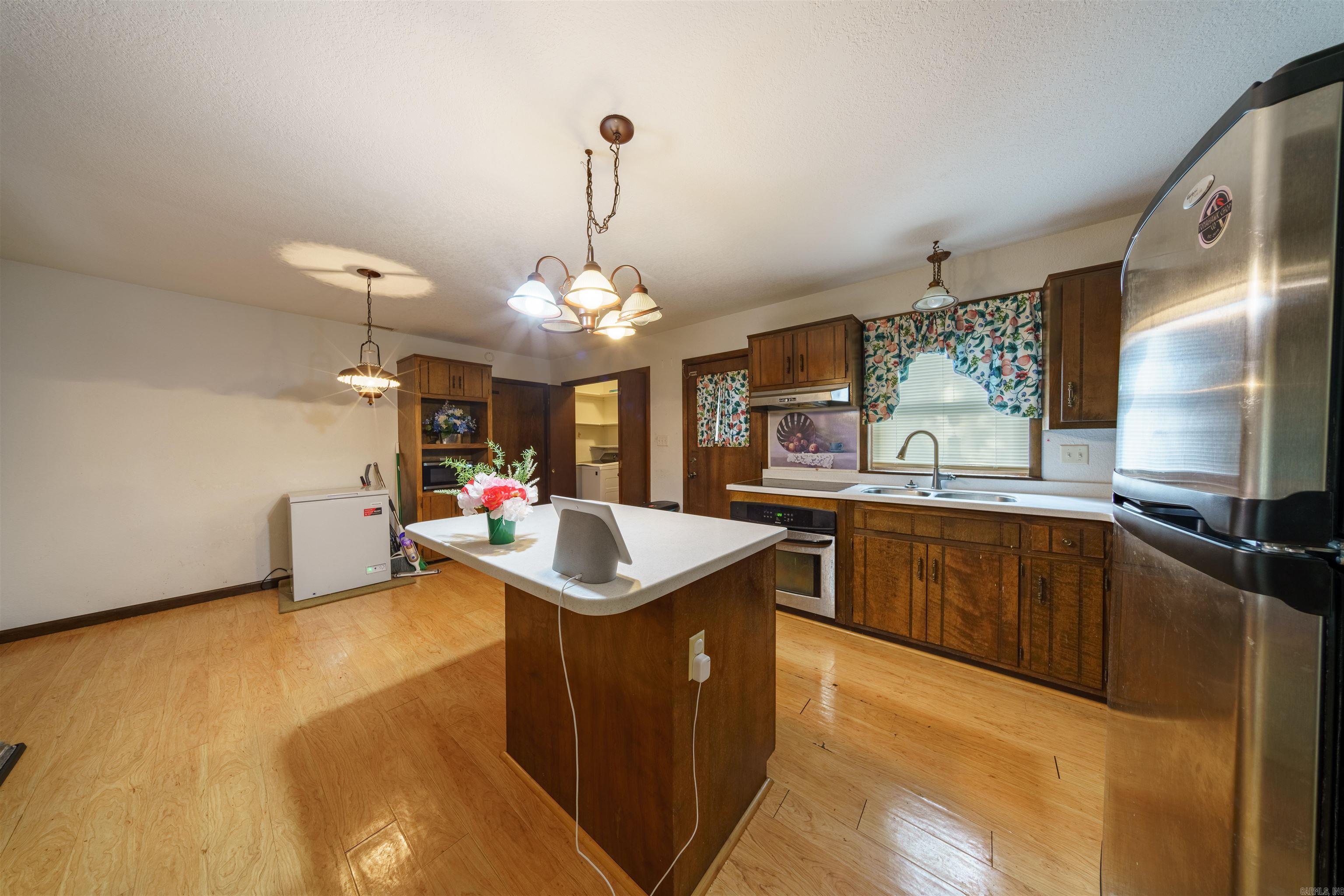 3360 Timberland Drive Property Photo 6