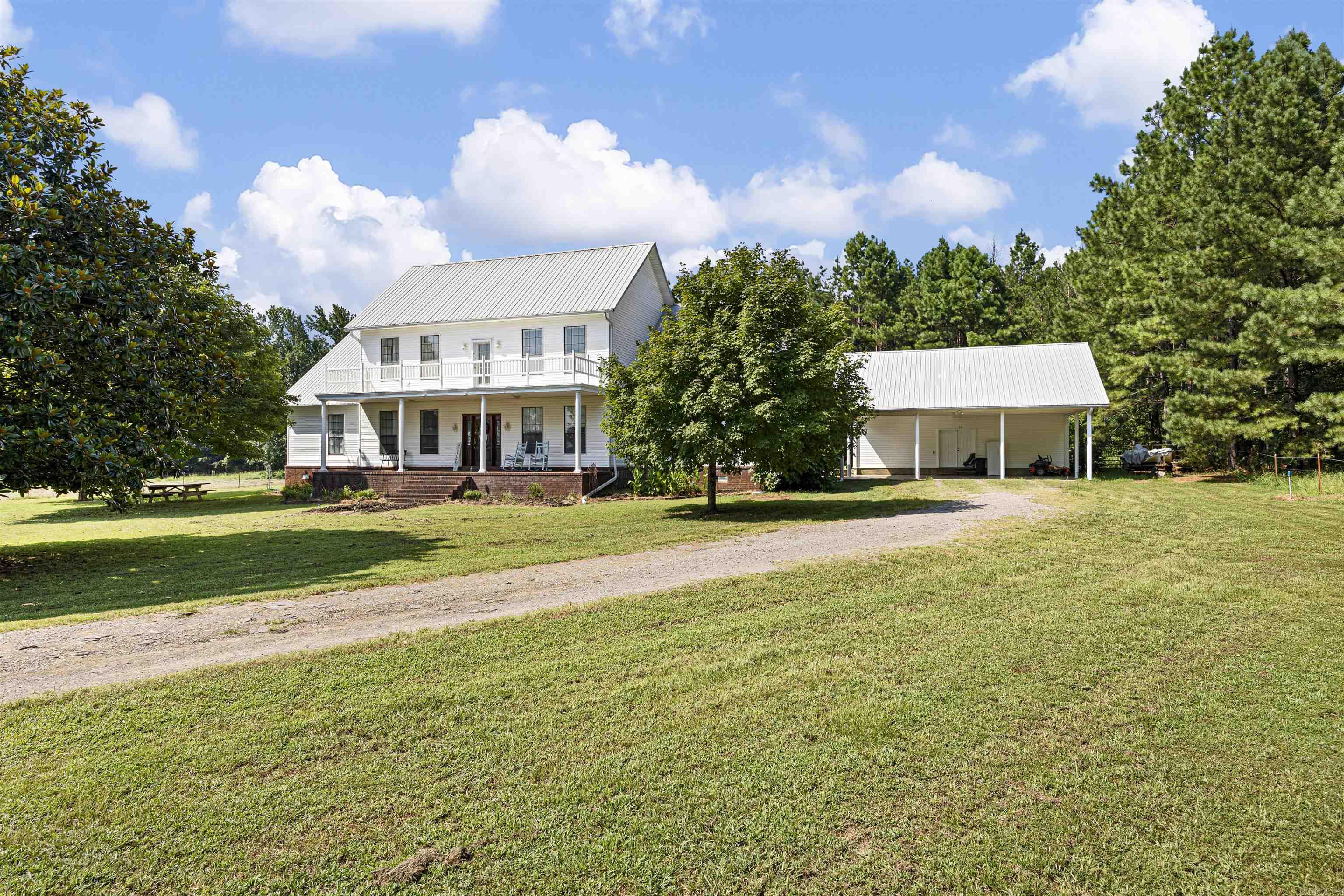 2000 County Road 4200 Property Photo 1