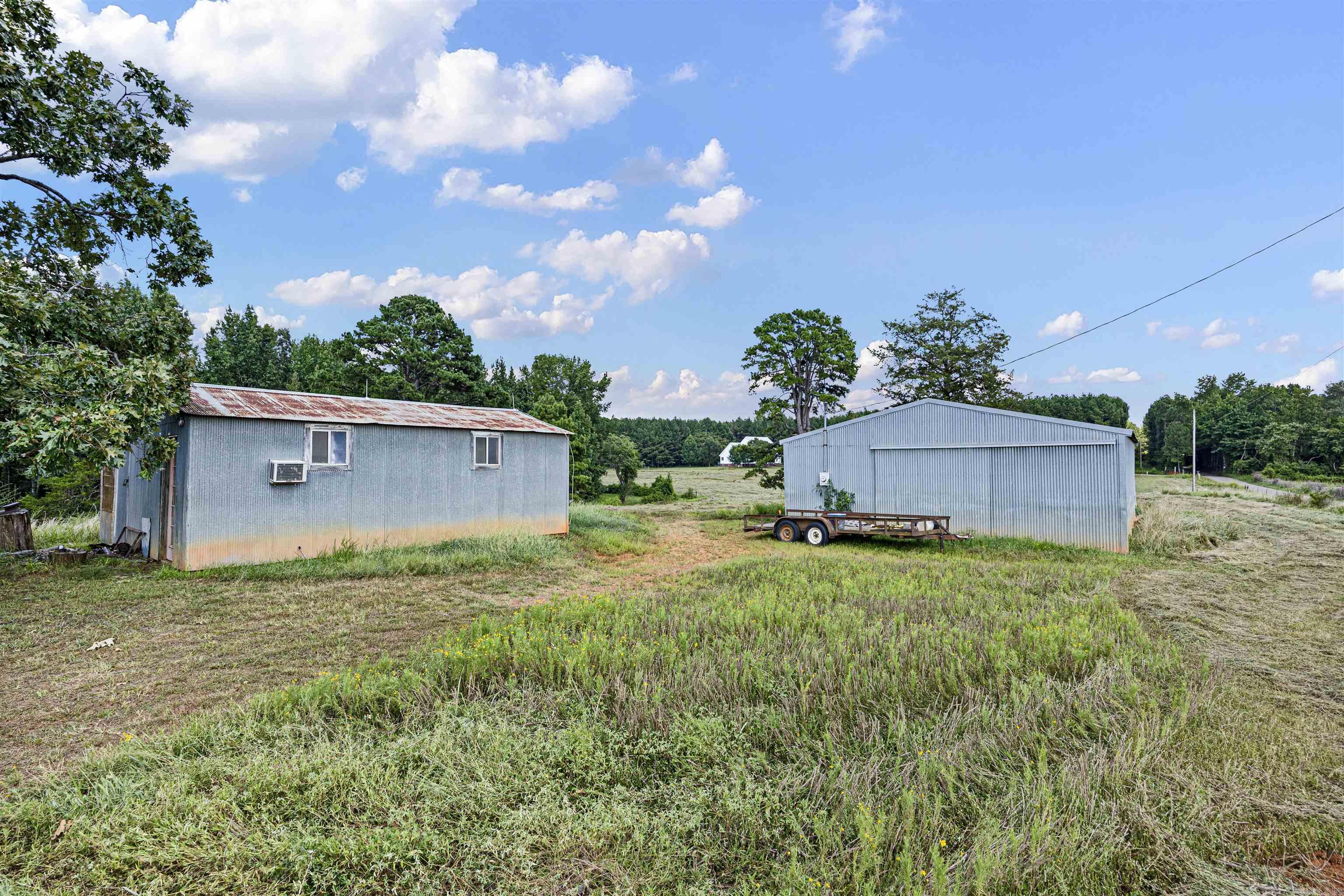 2000 County Road 4200 Property Photo 42