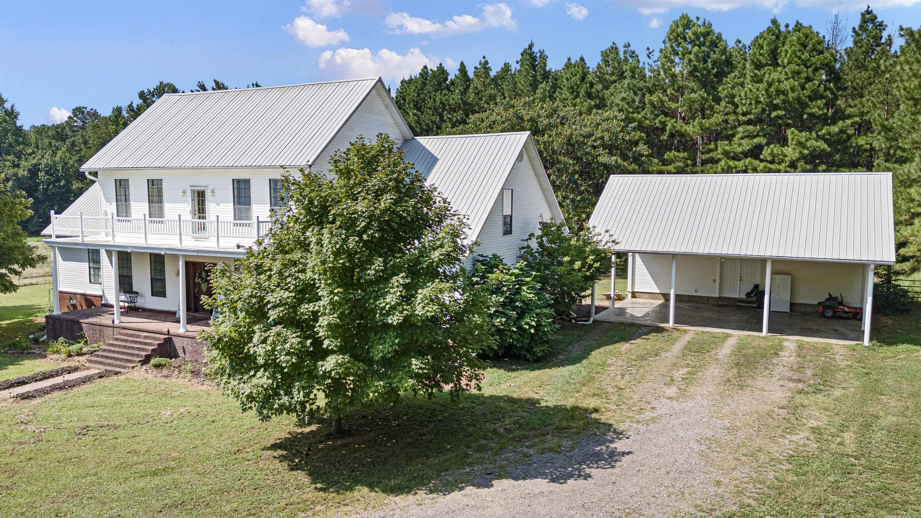 2000 County Road 4200 Property Photo 46