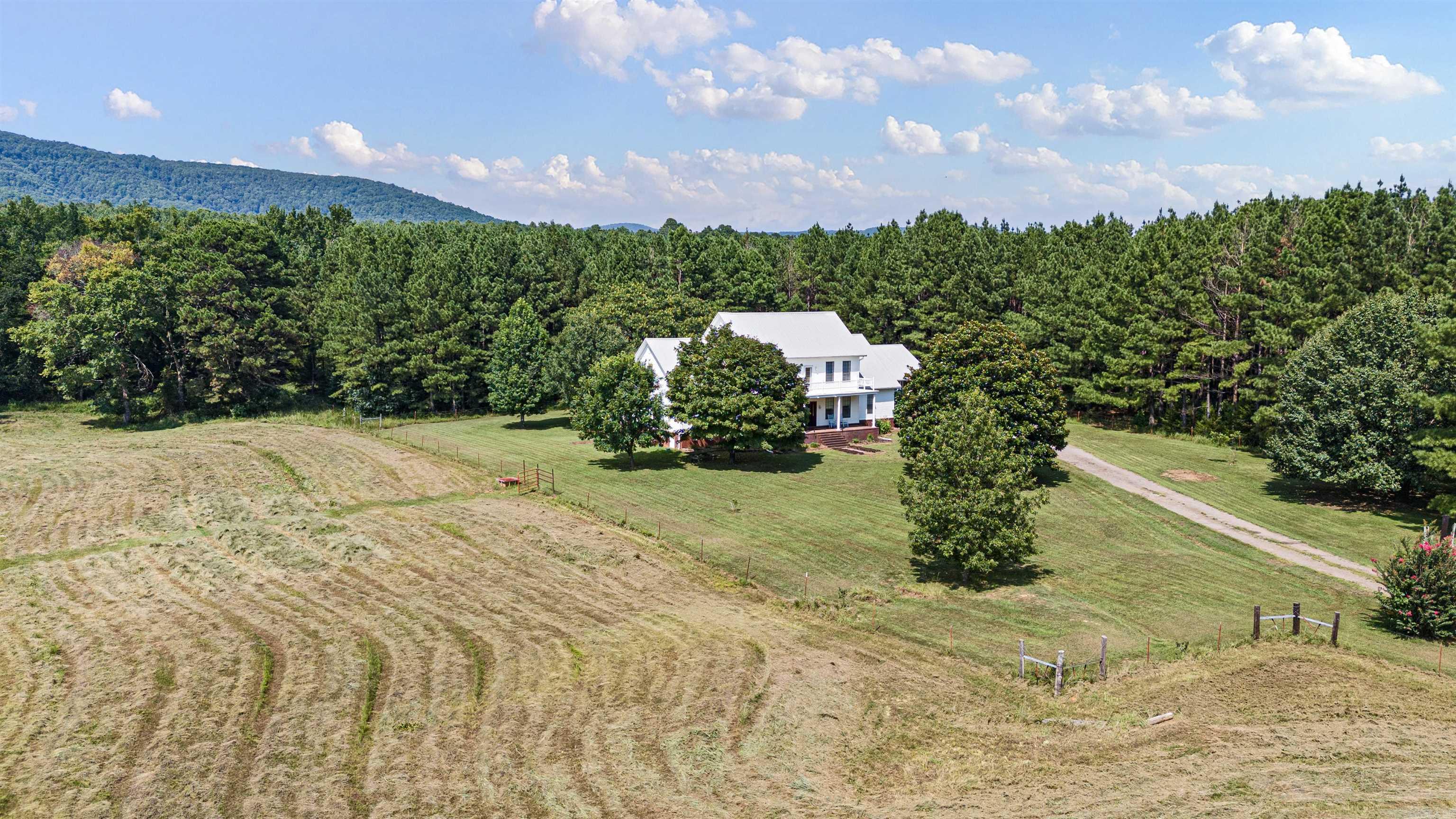 2000 County Road 4200 Property Photo 47