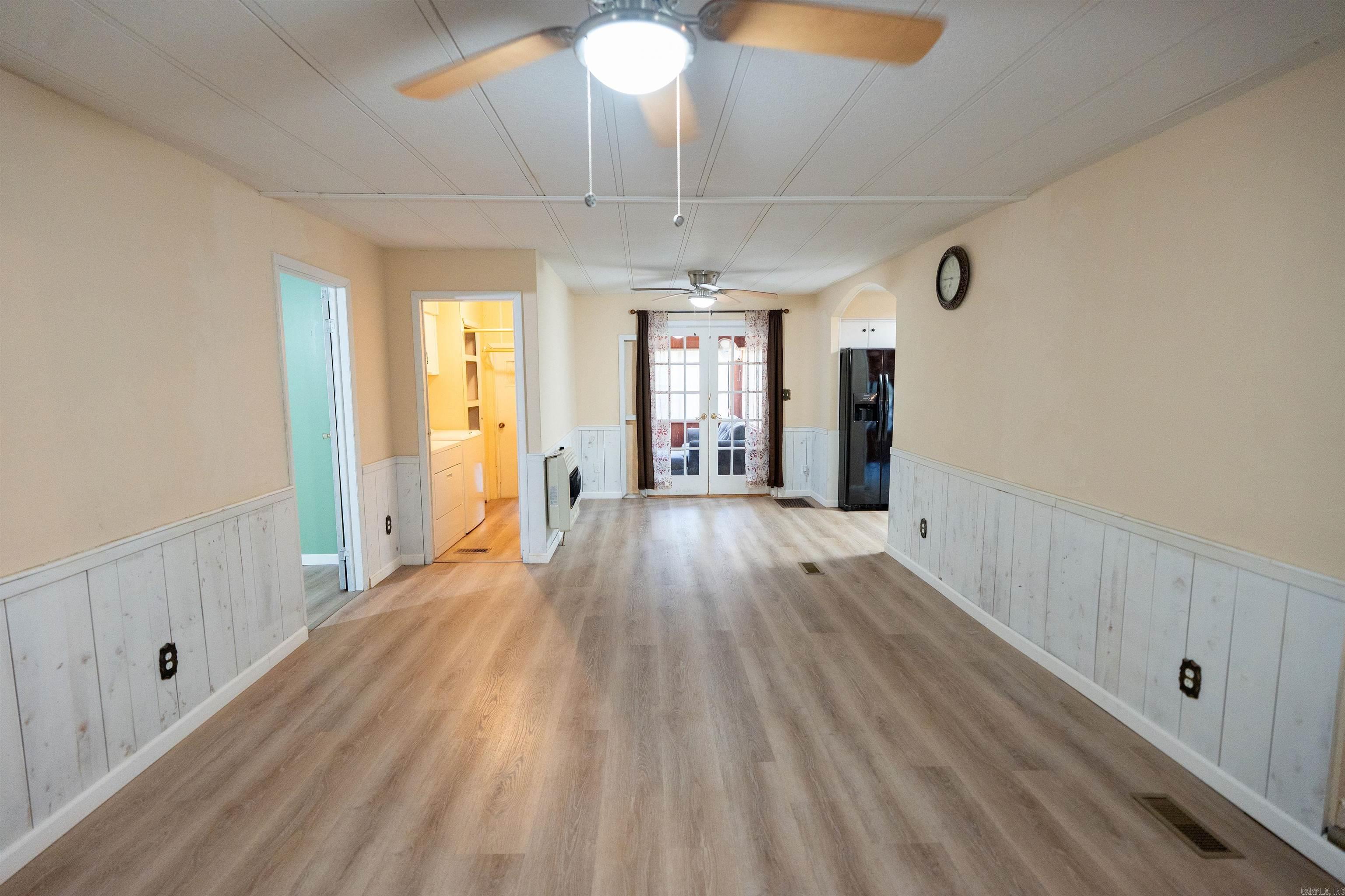 722 Woody Trail Property Photo 6
