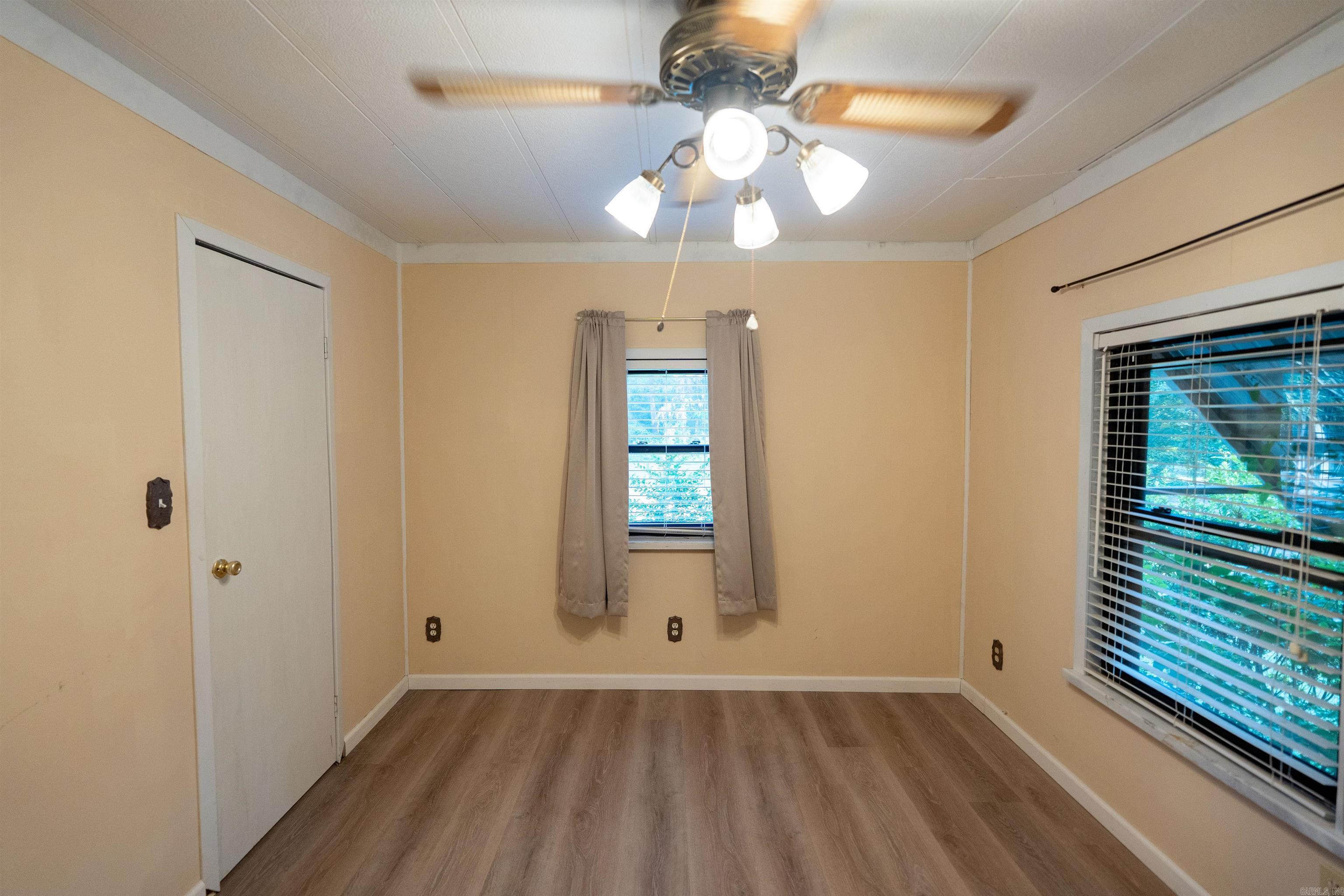 722 Woody Trail Property Photo 12