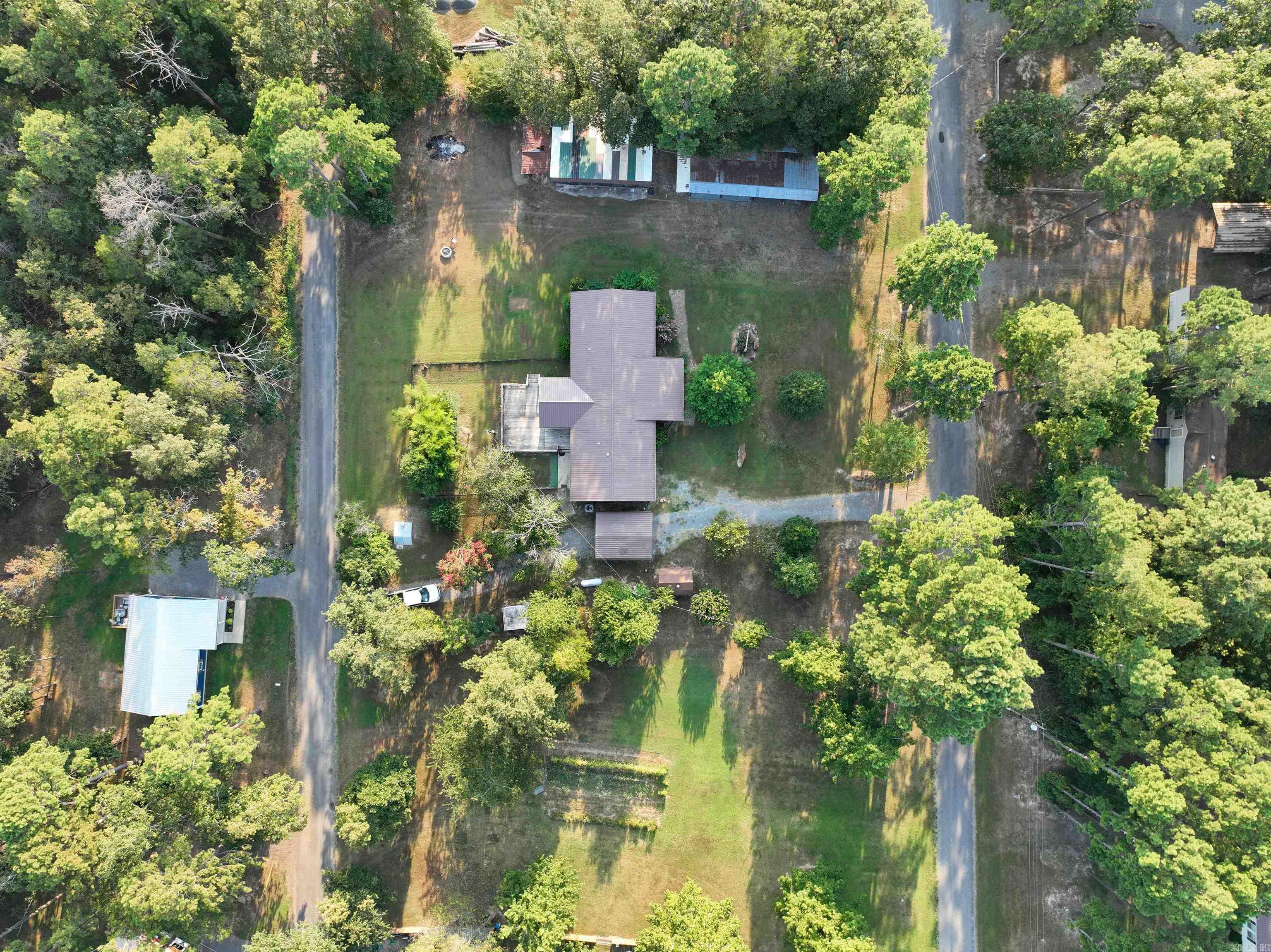 722 Woody Trail Property Photo 26