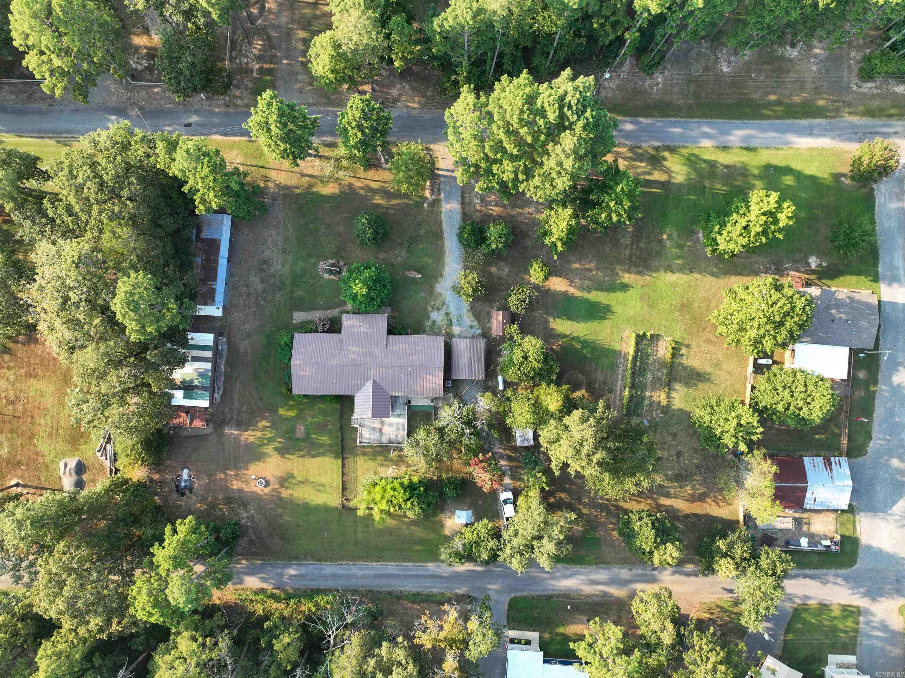 722 Woody Trail Property Photo 27