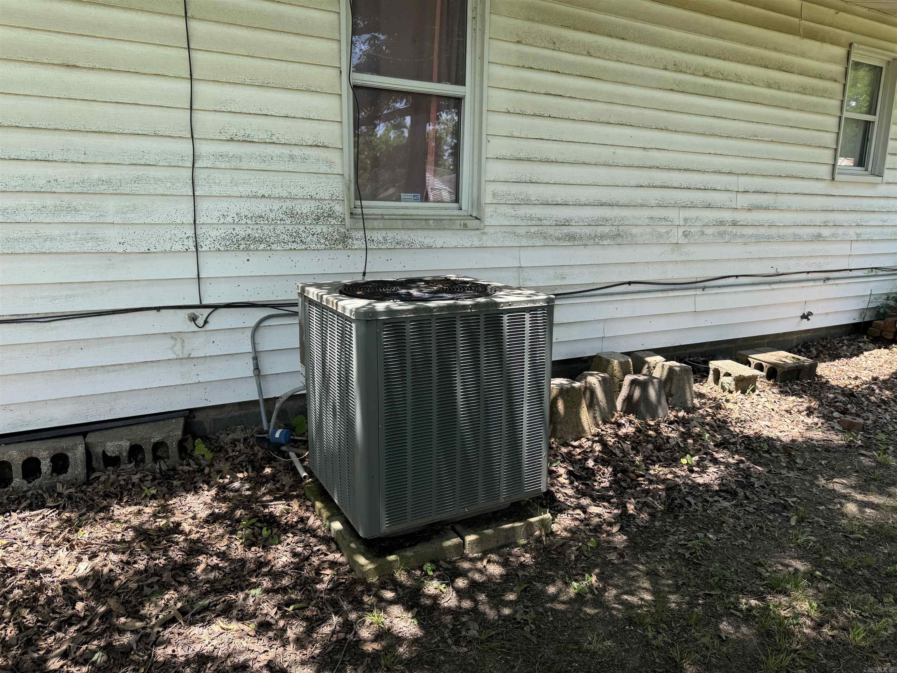 332 Jerry Property Photo 4