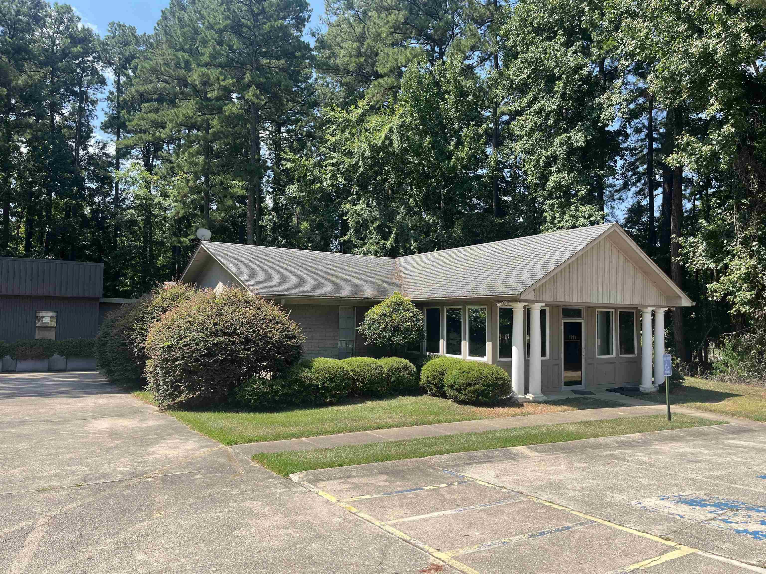 777 Jordan Drive Property Photo 3