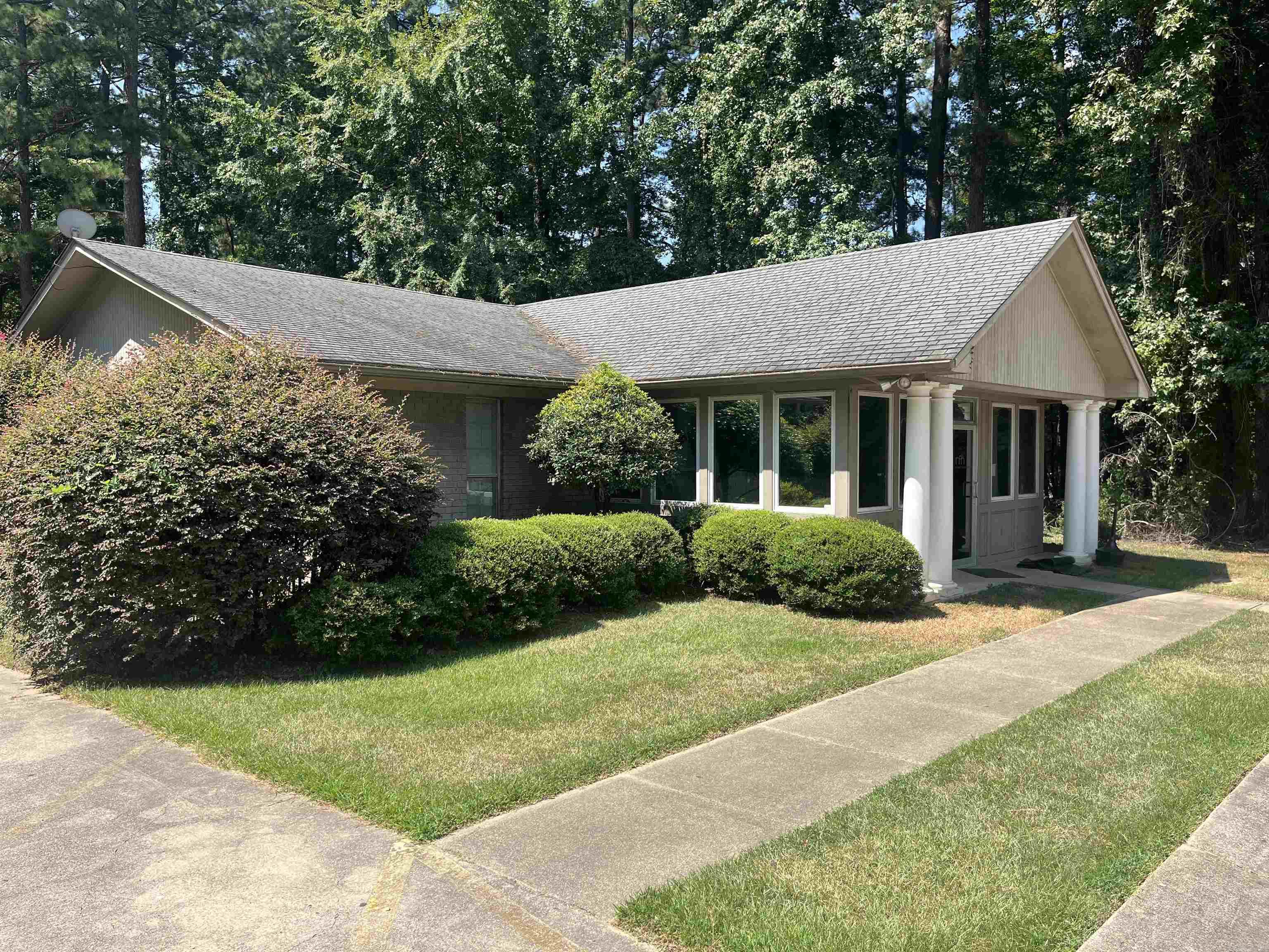 777 Jordan Drive Property Photo 5