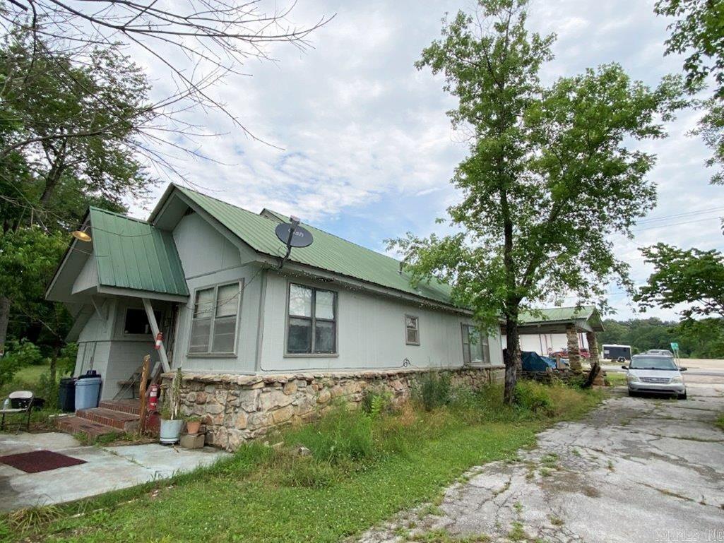 325 N Highway 65 Property Photo 15