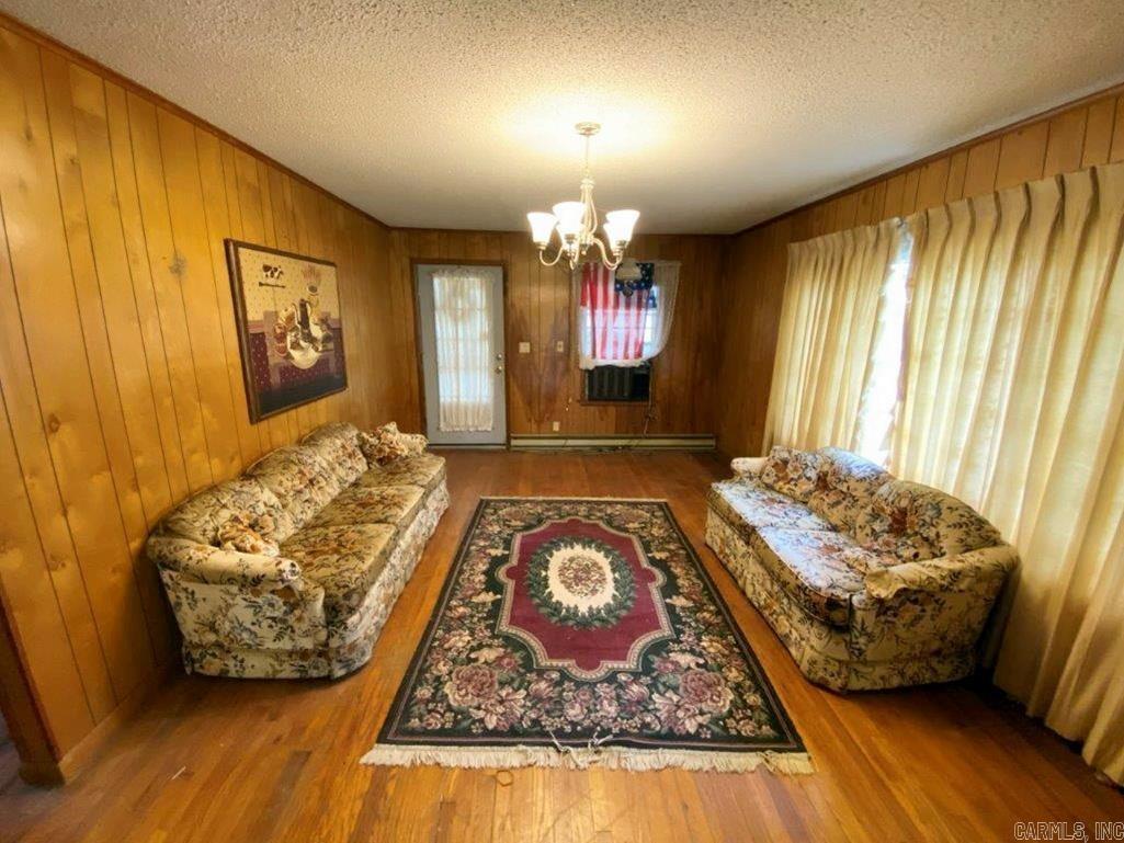 325 N Highway 65 Property Photo 22