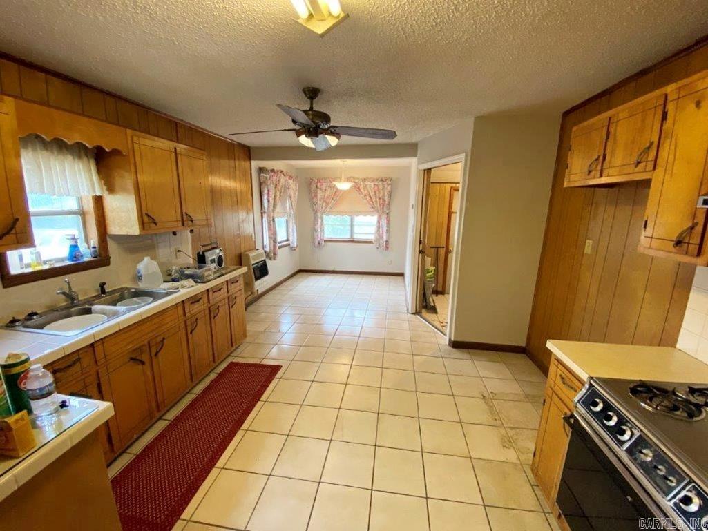 325 N Highway 65 Property Photo 23