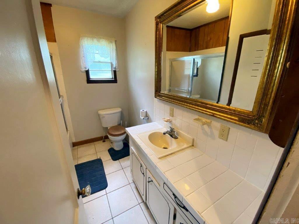 325 N Highway 65 Property Photo 28