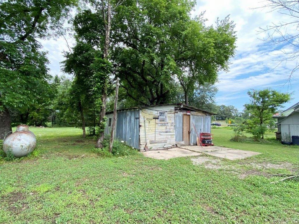 325 N Highway 65 Property Photo 31