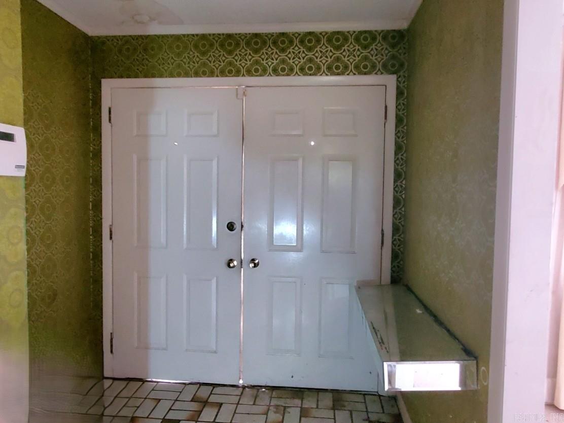 6609 Sterling Drive Property Photo 2