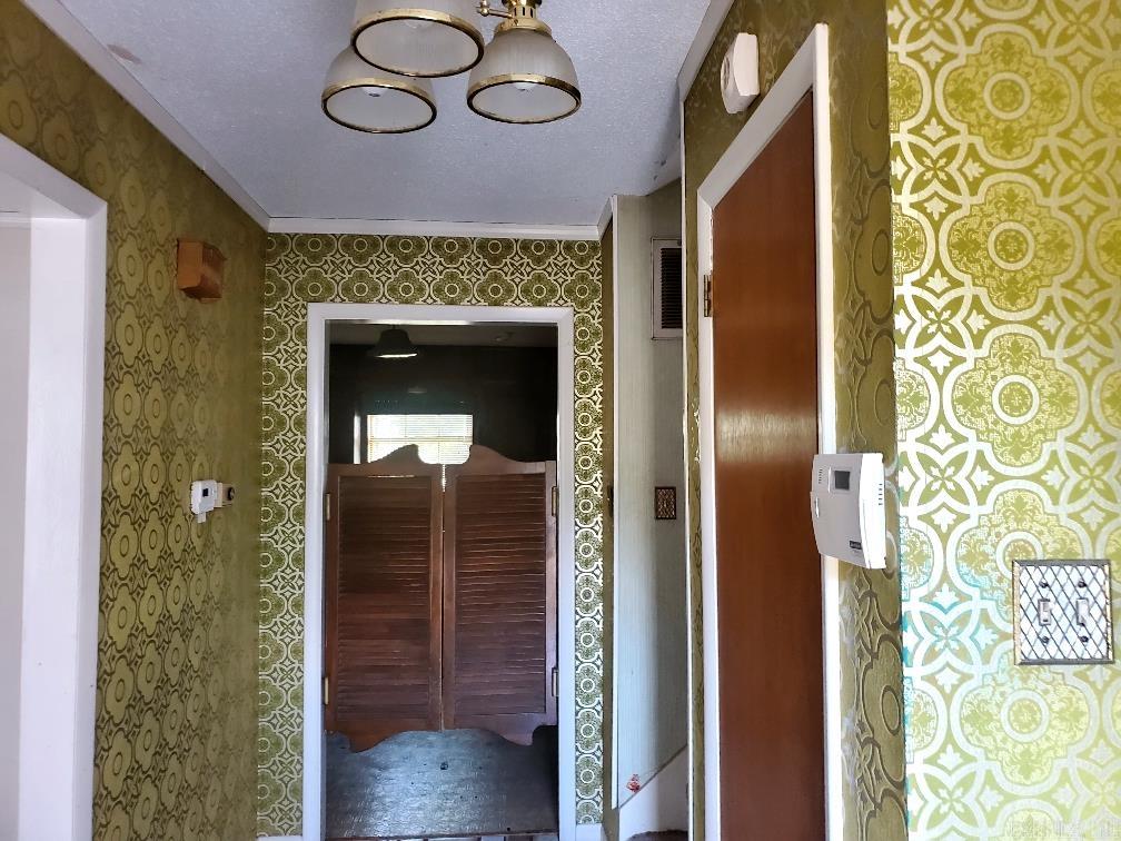 6609 Sterling Drive Property Photo 5