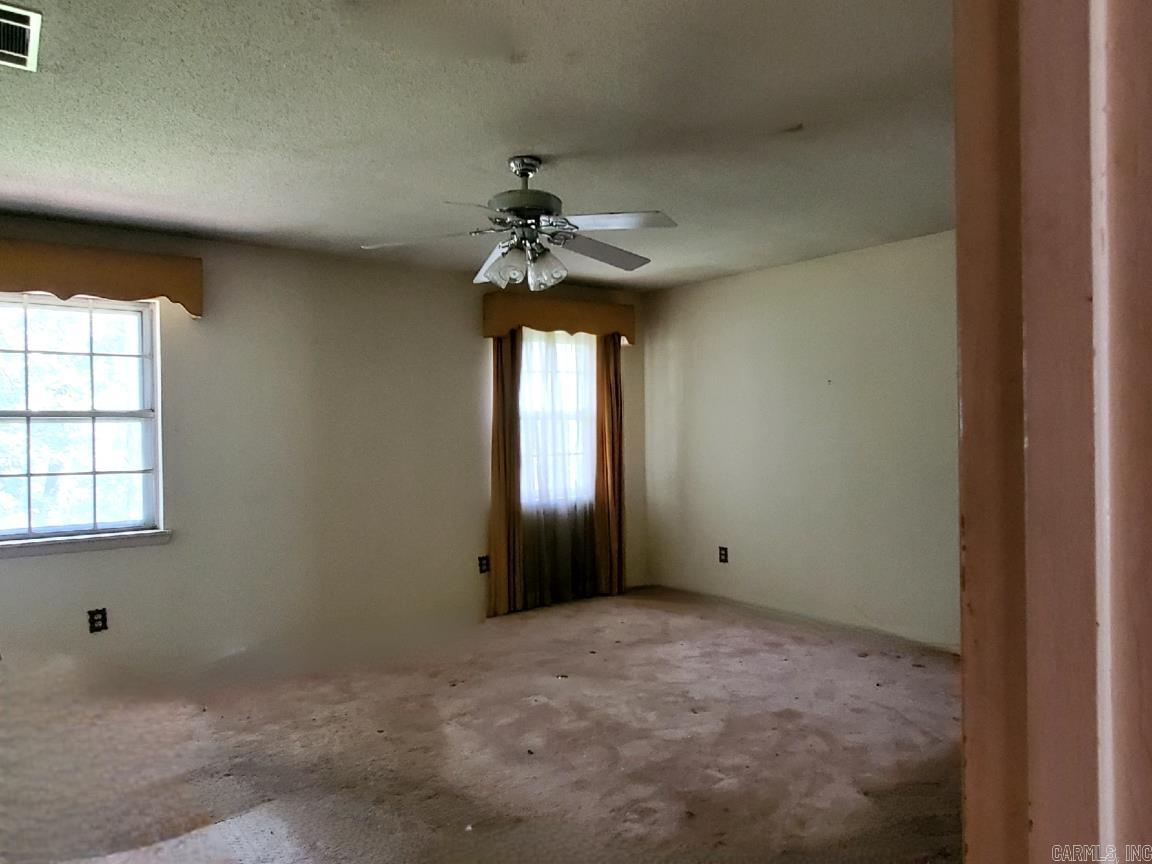 6609 Sterling Drive Property Photo 9
