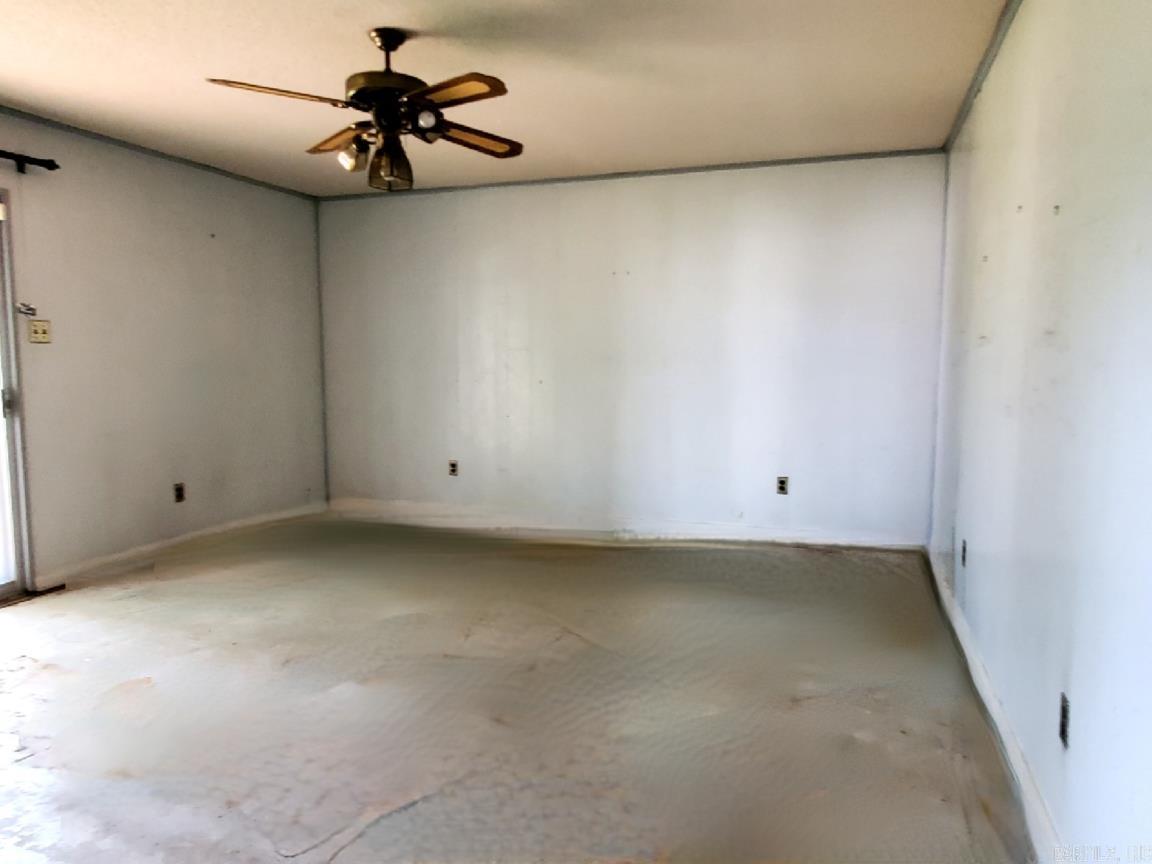 6609 Sterling Drive Property Photo 14