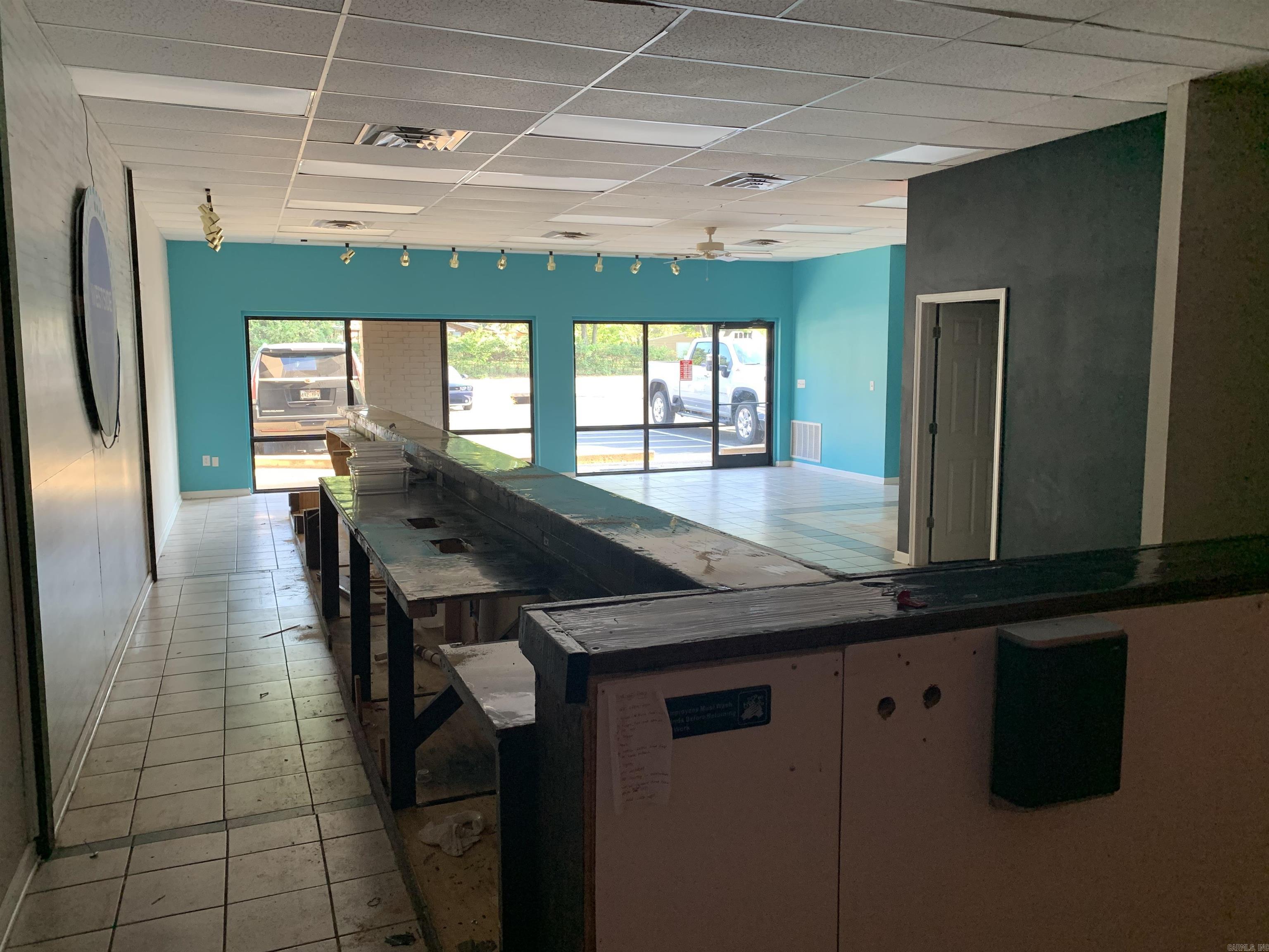 1909 West Beebe Capps Expwy Expressway Property Photo 26