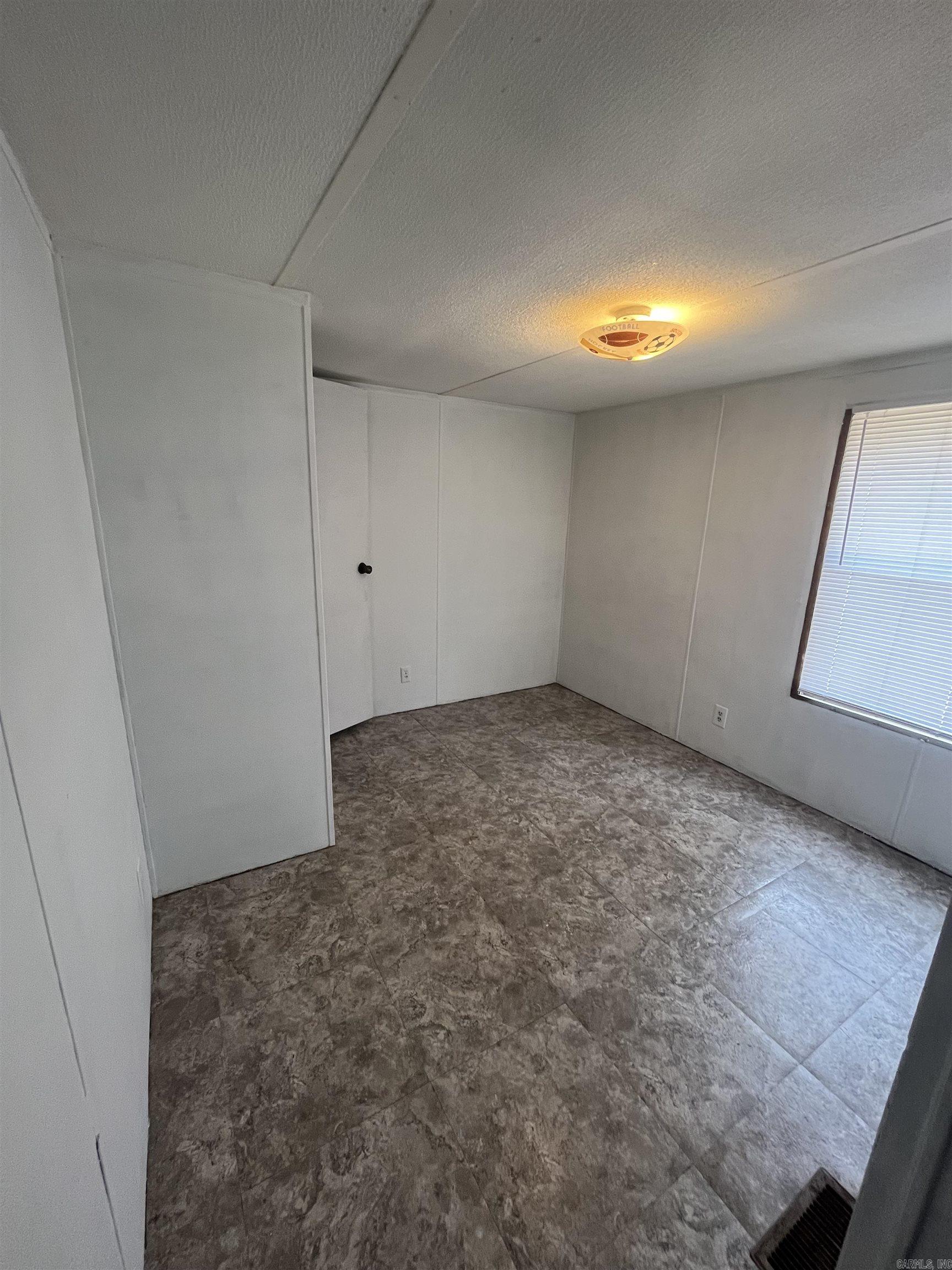 128 Brook Grove Trl Property Photo 23