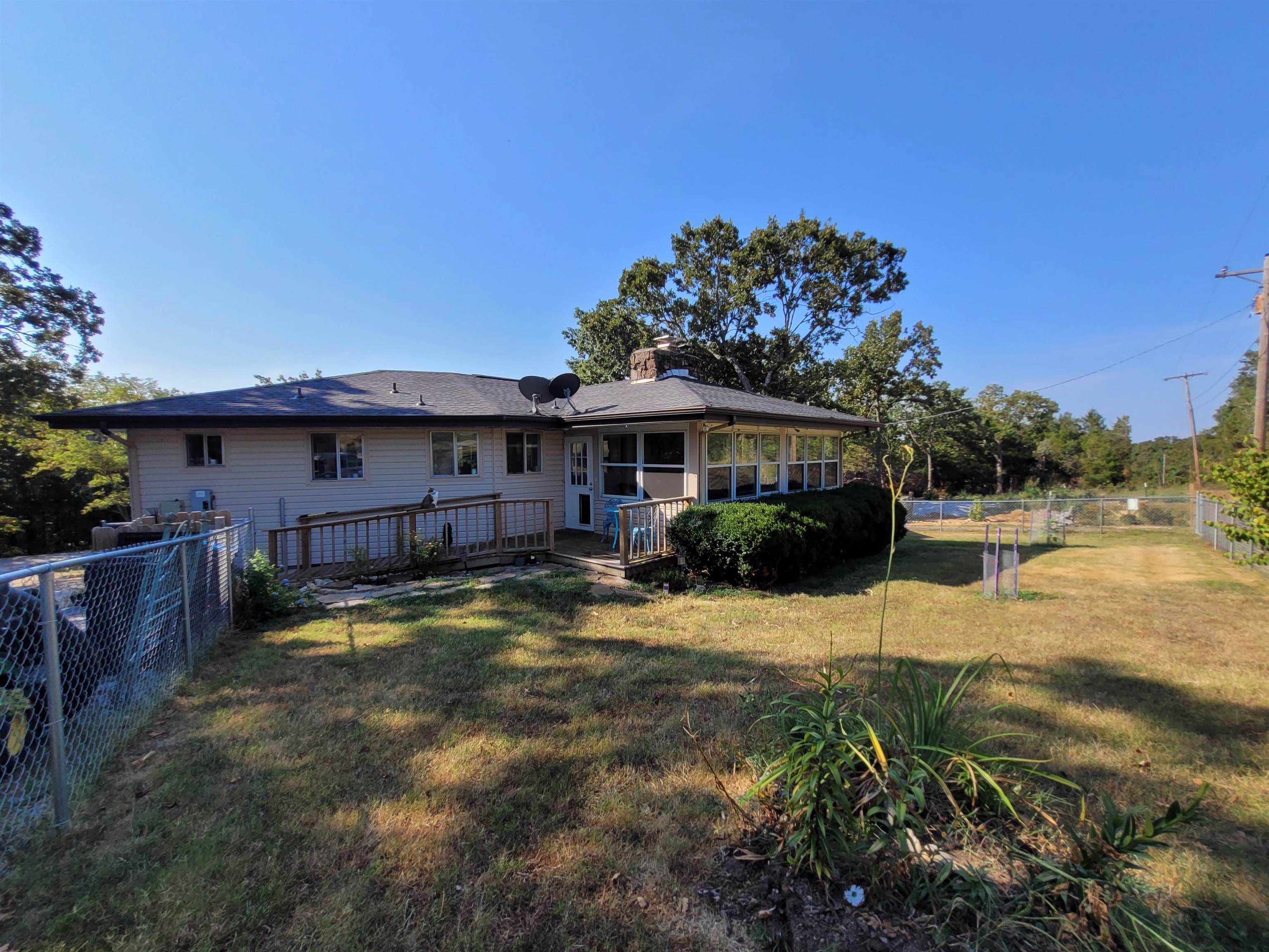 310 W Green Valley Drive Property Photo 6