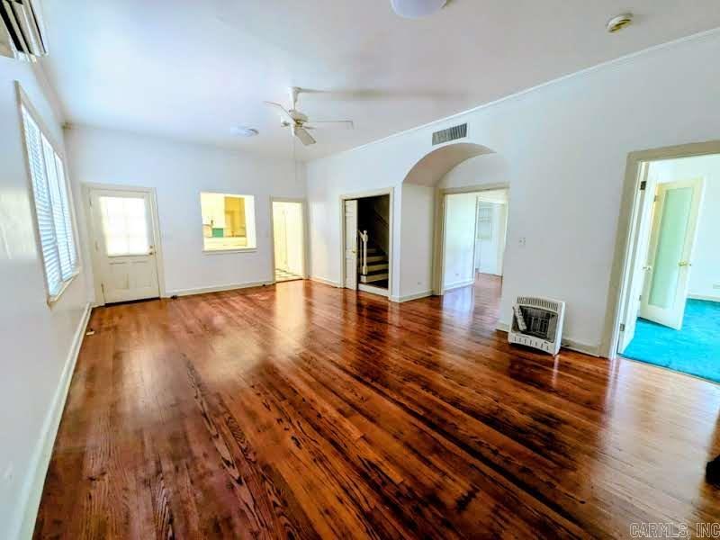308 Elaine Property Photo 10