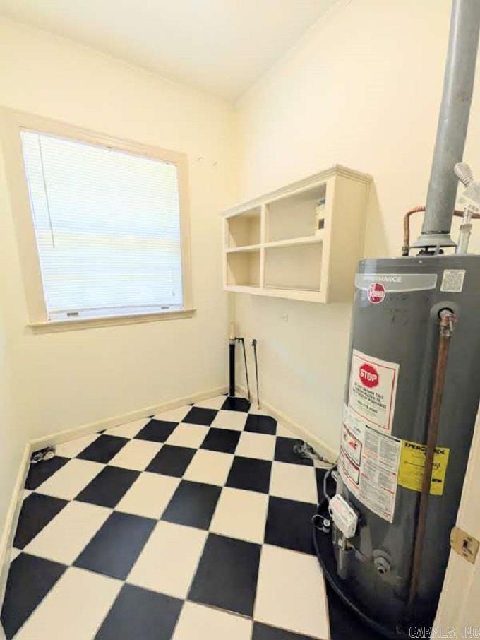 308 Elaine Property Photo 18
