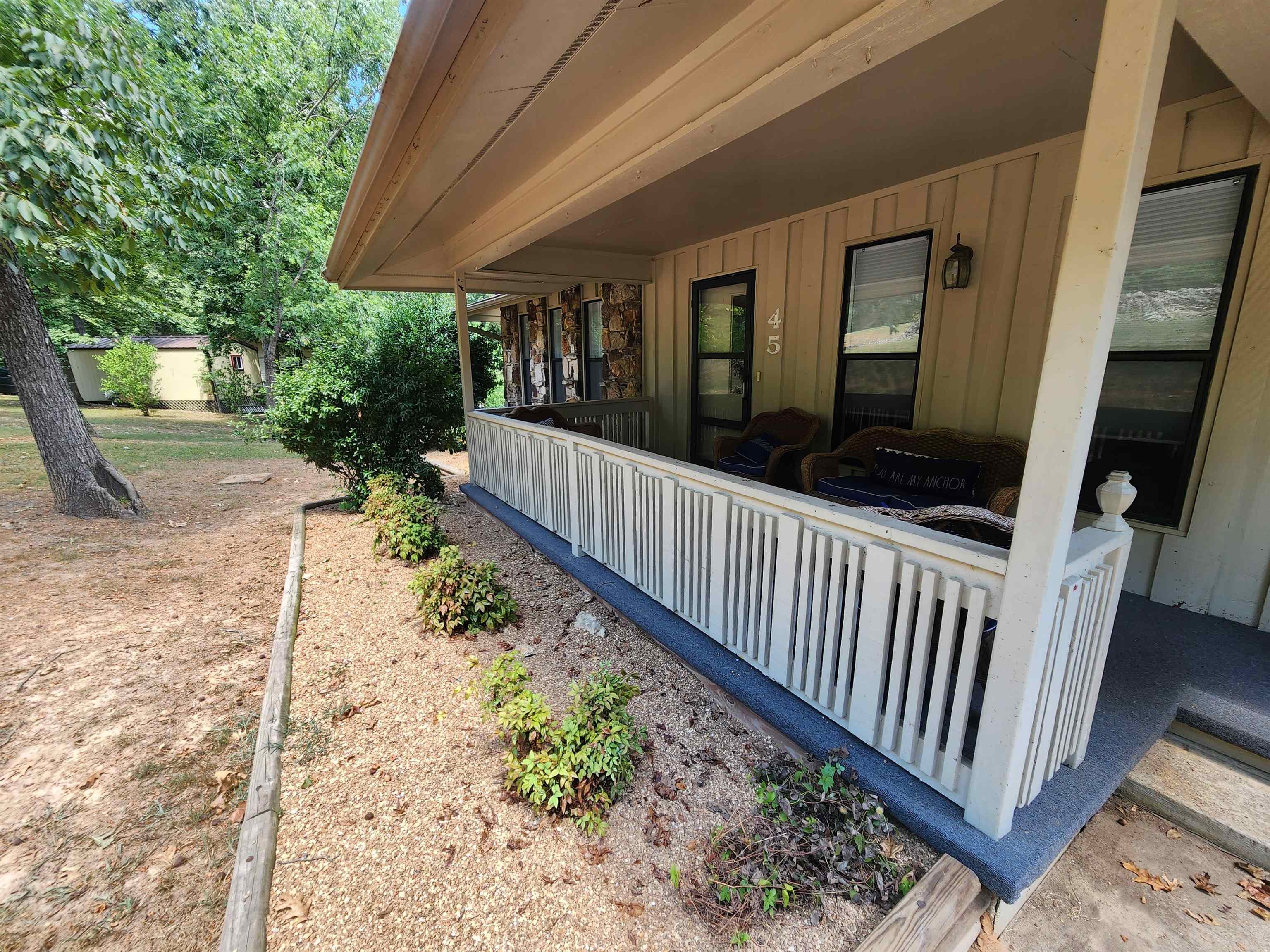 45 W Lakeshore Drive Property Photo 5