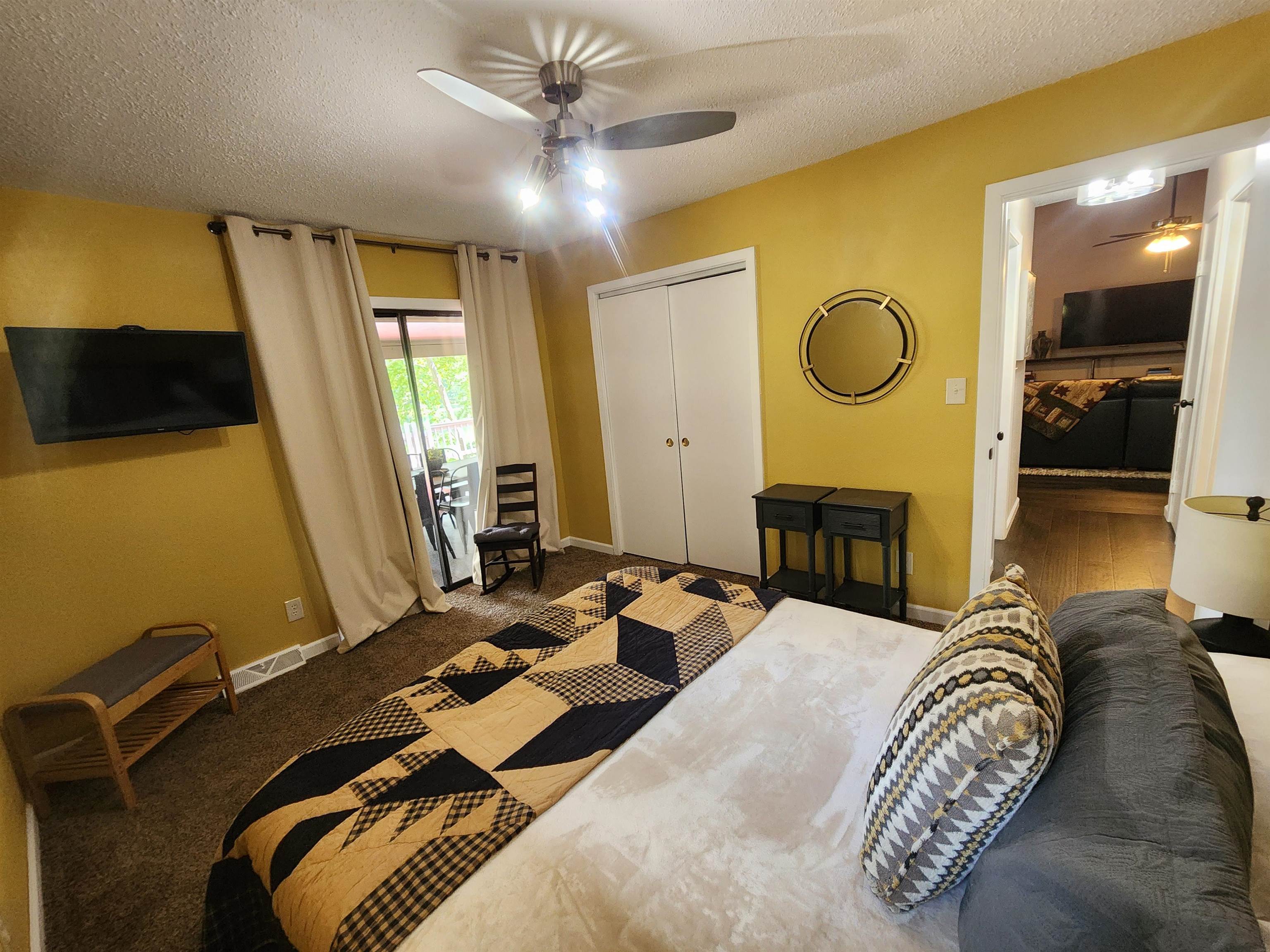45 W Lakeshore Drive Property Photo 27