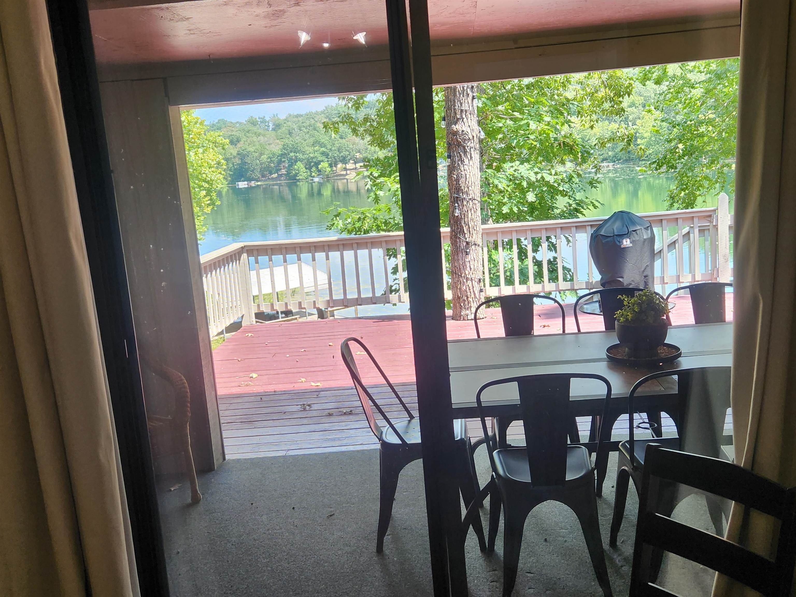 45 W Lakeshore Drive Property Photo 28