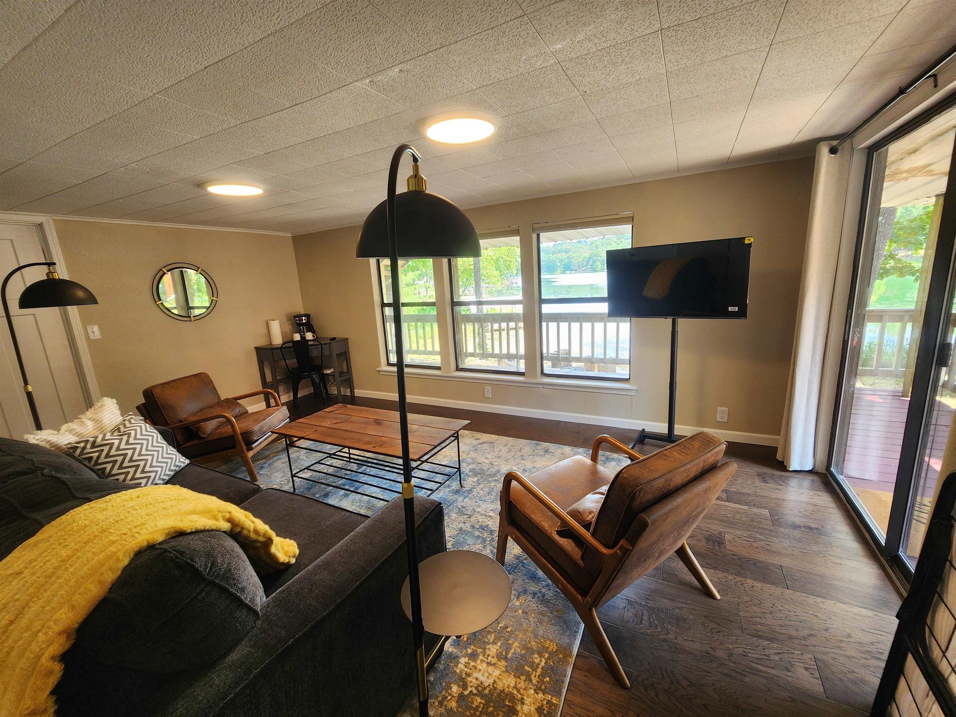 45 W Lakeshore Drive Property Photo 47