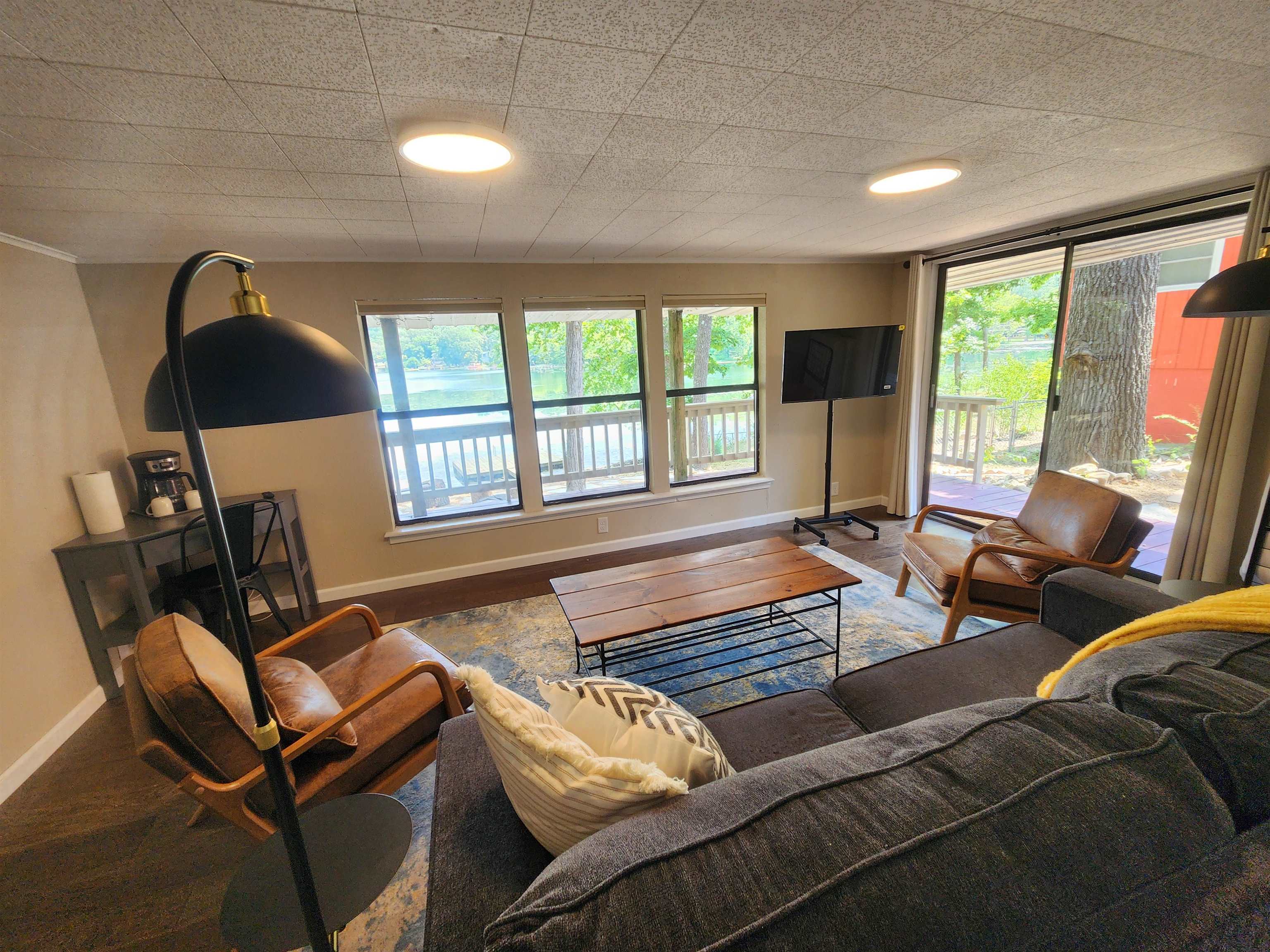45 W Lakeshore Drive Property Photo 48