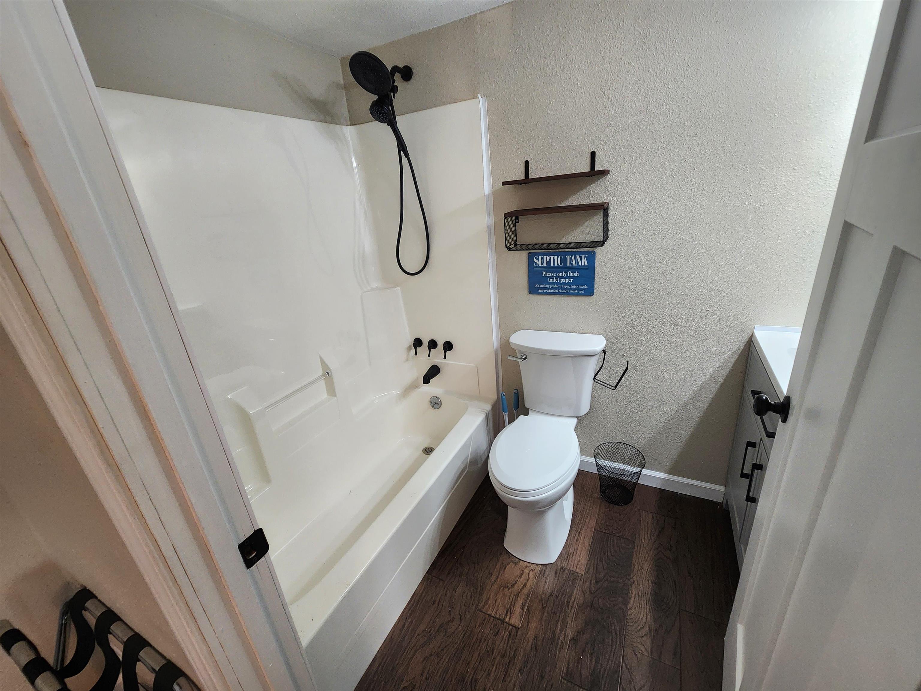 45 W Lakeshore Drive Property Photo 49